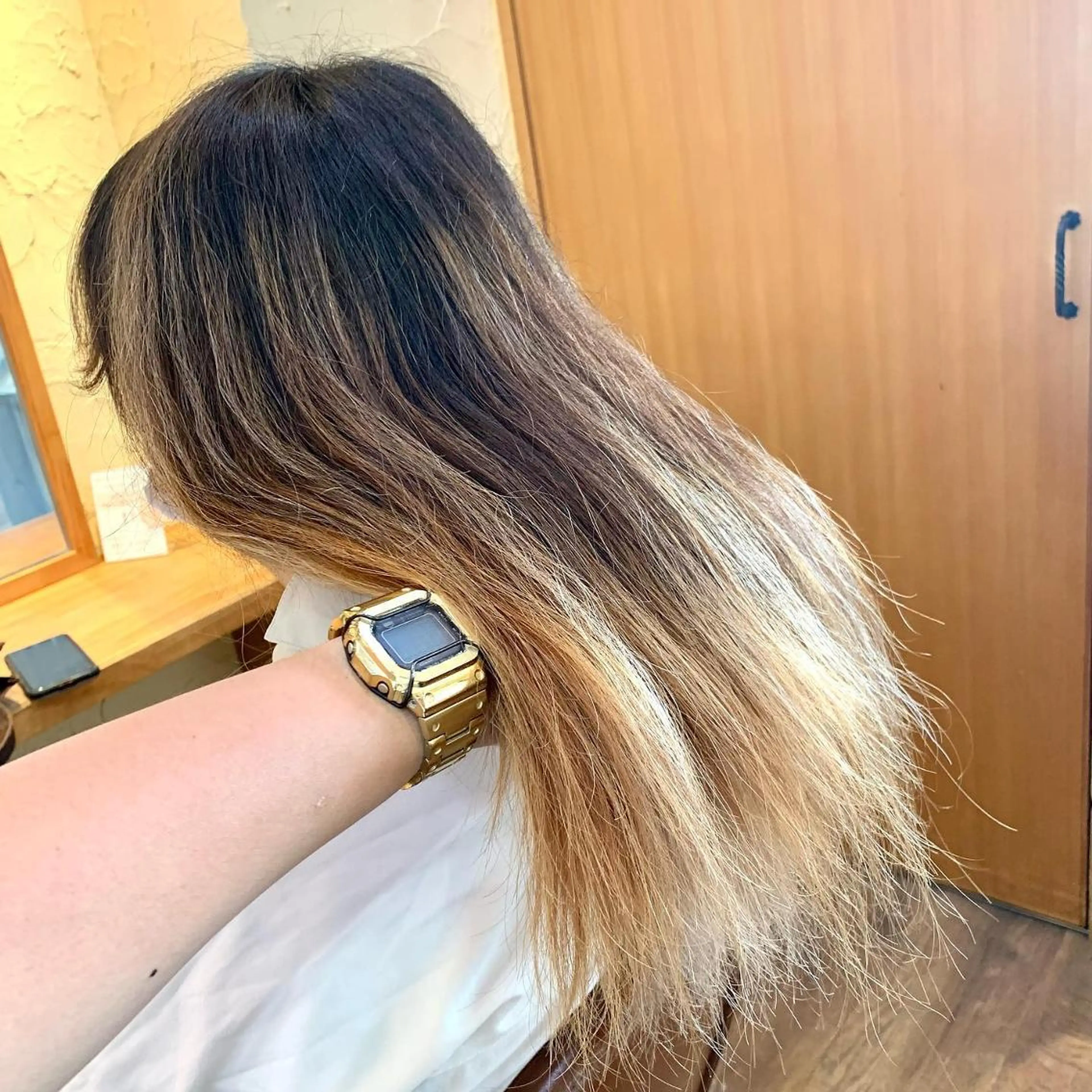 セミロング カラー パーマ ヘアアレンジ メンズ キッズ ネイル マツエク・マツパ メンズバレイヤージュ バレイヤージュ レイヤーカット 髪質改善 艶髪🔵ﾌｾﾅｵﾔのヘアスタイル