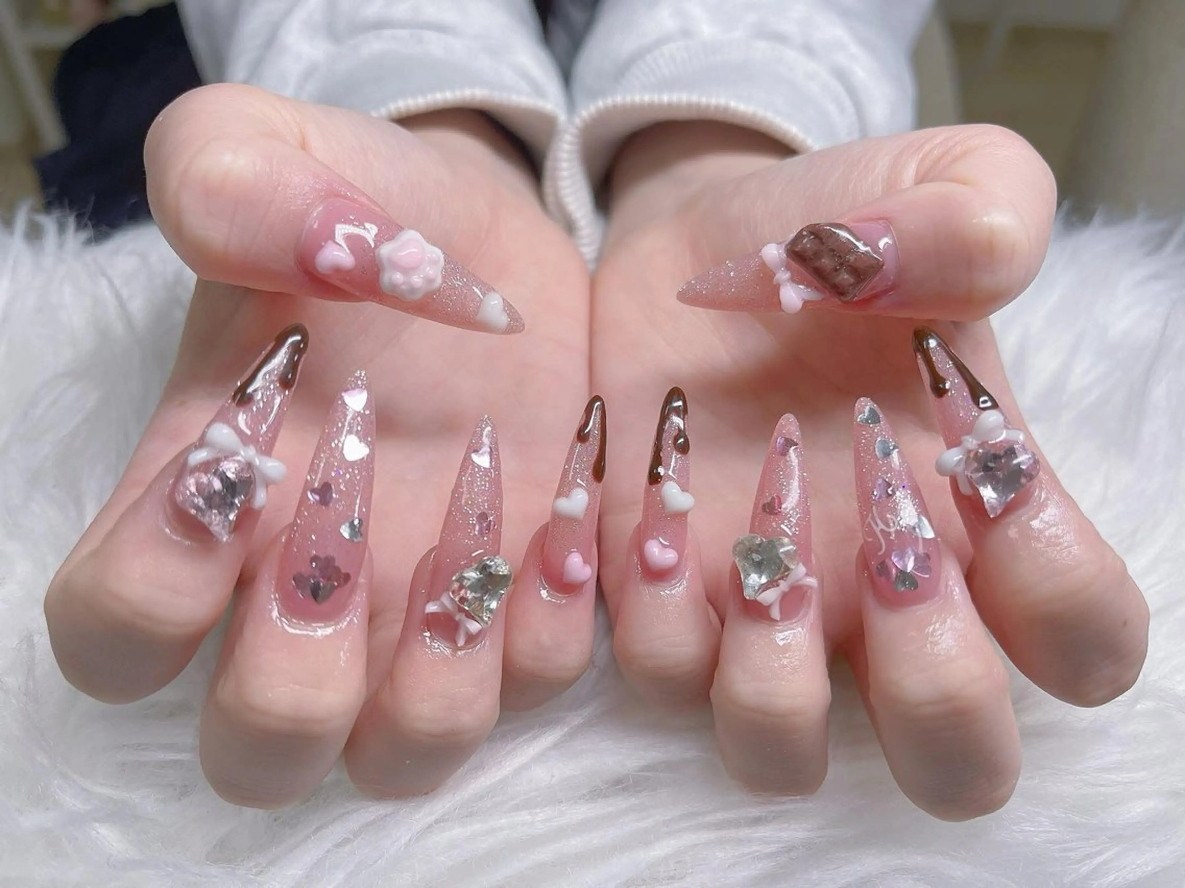 ネイル 長さ出し フレンチネイル グラデーション 卒業式 マグネットネイル ハンドネイル MIHANA ZENのネイルデザイン