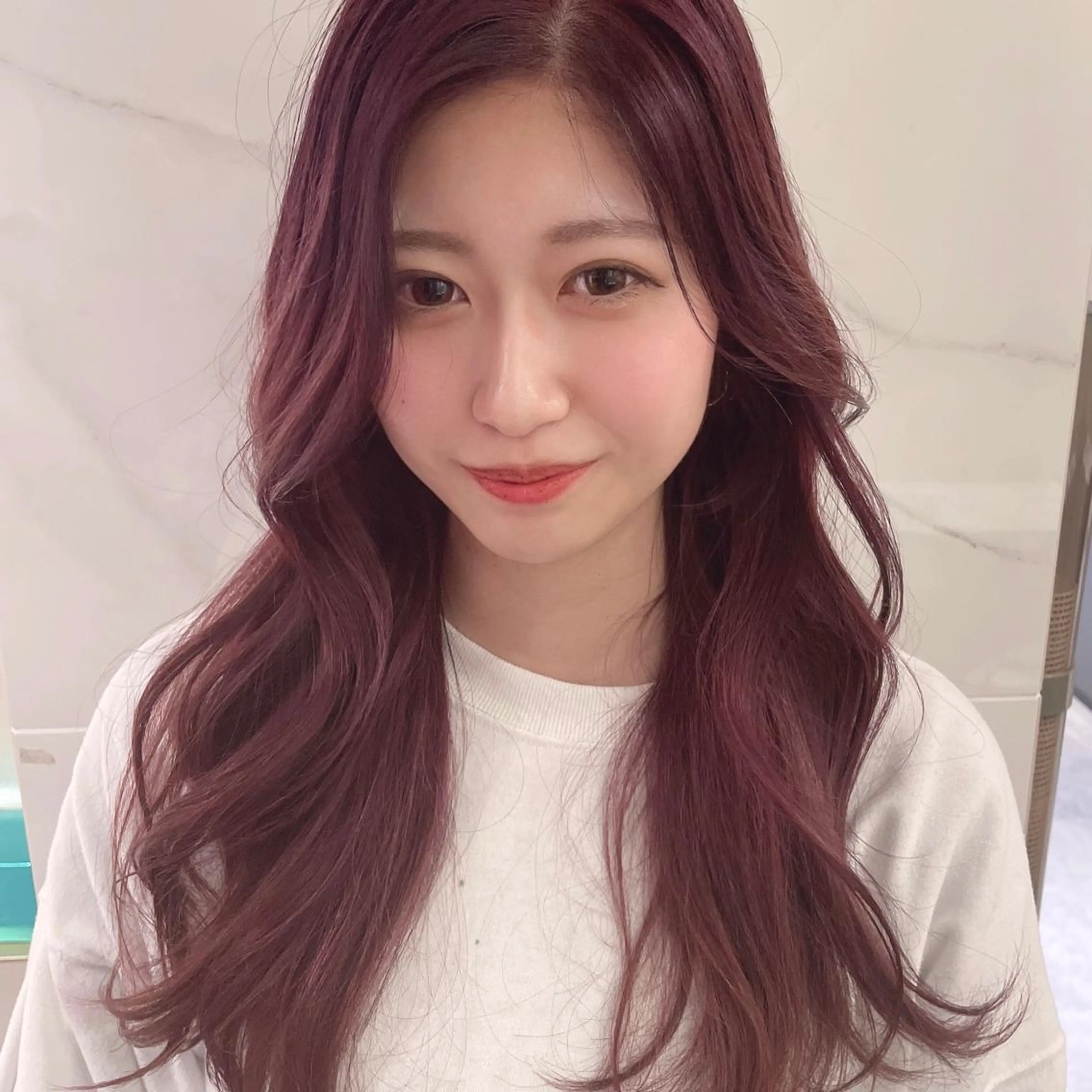 カラー アッシュ ベージュカラー ブリーチ 透明感カラー グレージュ 石山 洸平のヘアスタイル