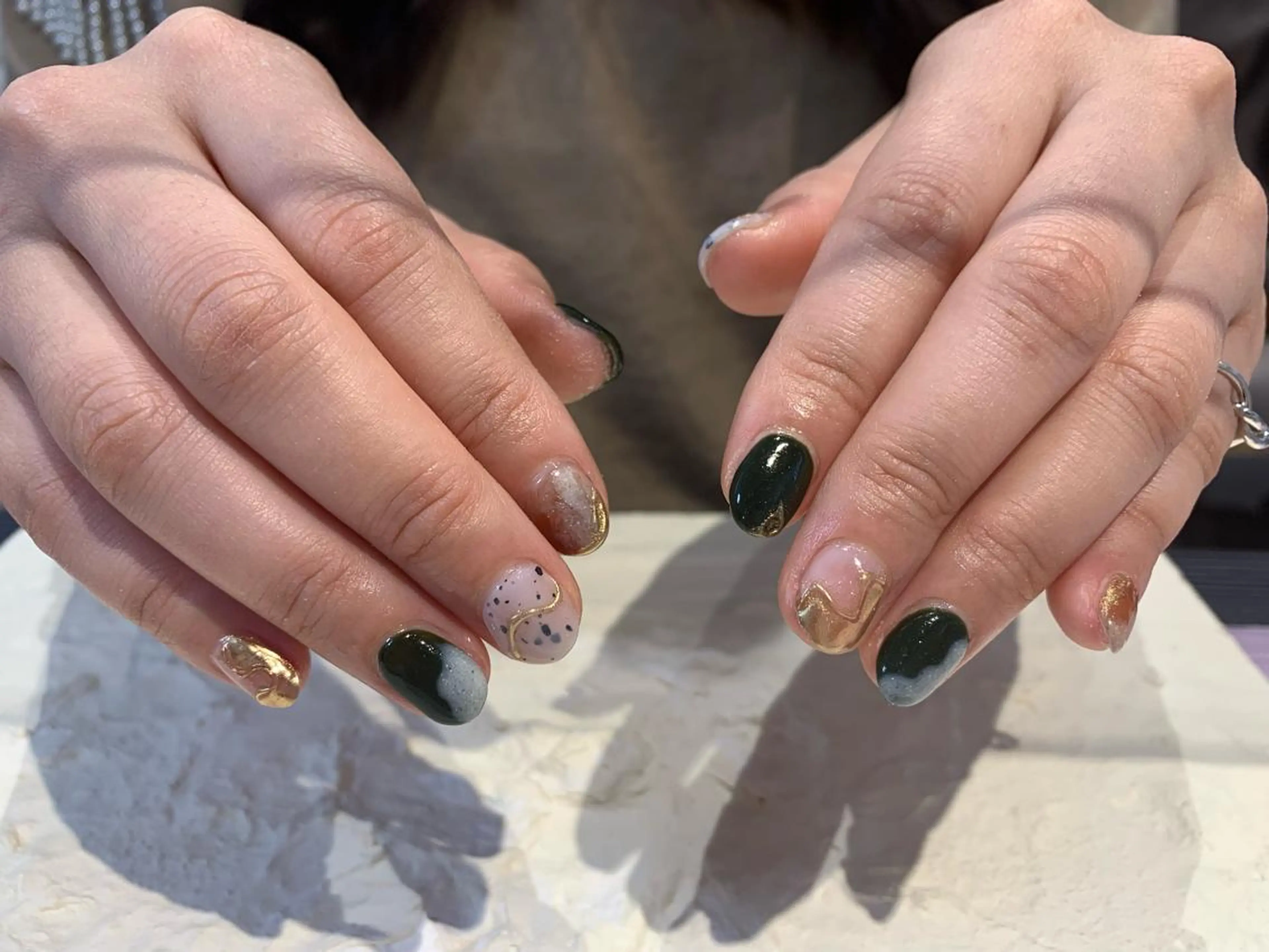 ネイル ニュアンスネイル マキノ ユイのネイルデザイン