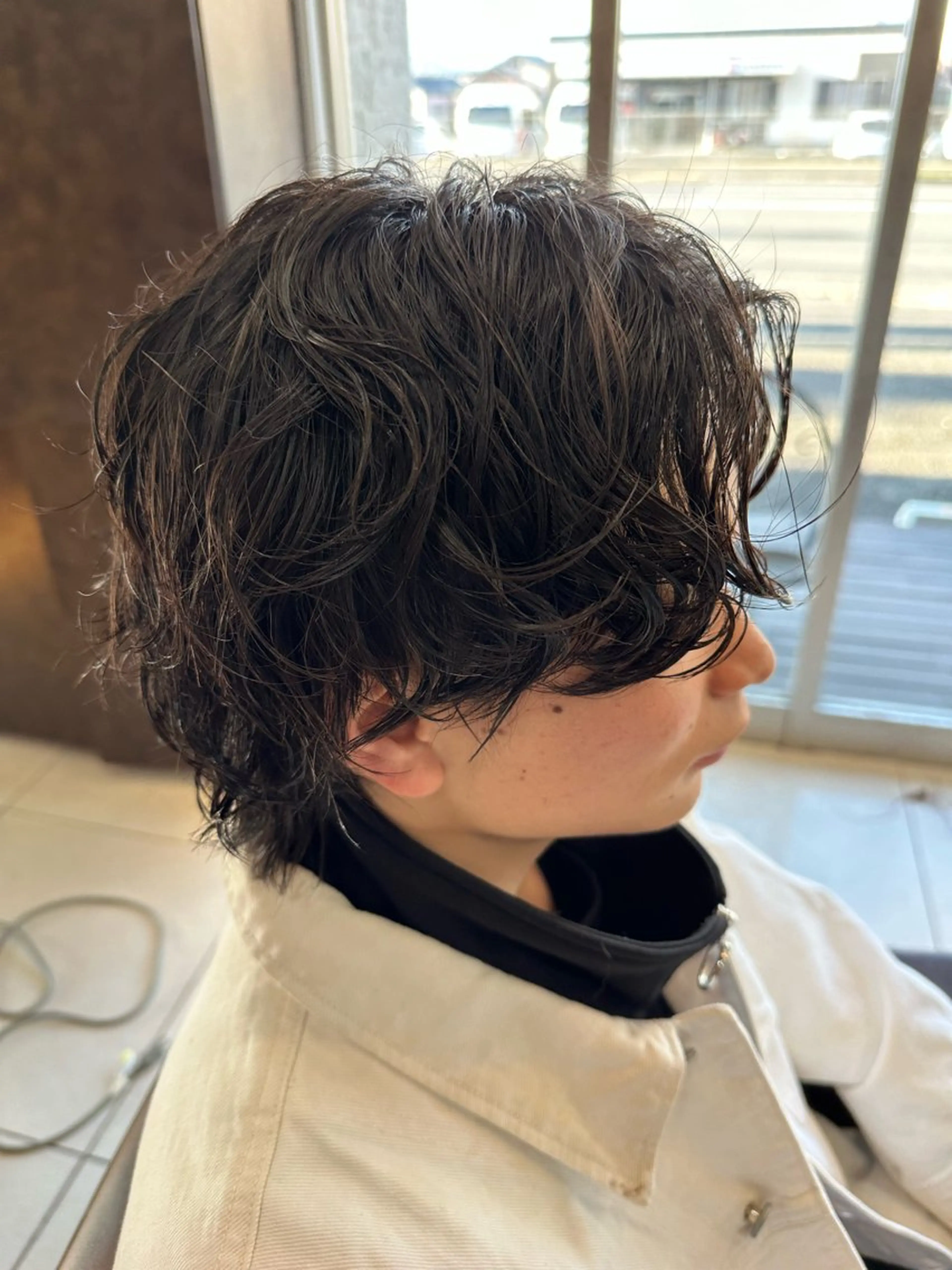 ミディアム パーマ 海外風センターパート 健人のヘアスタイル