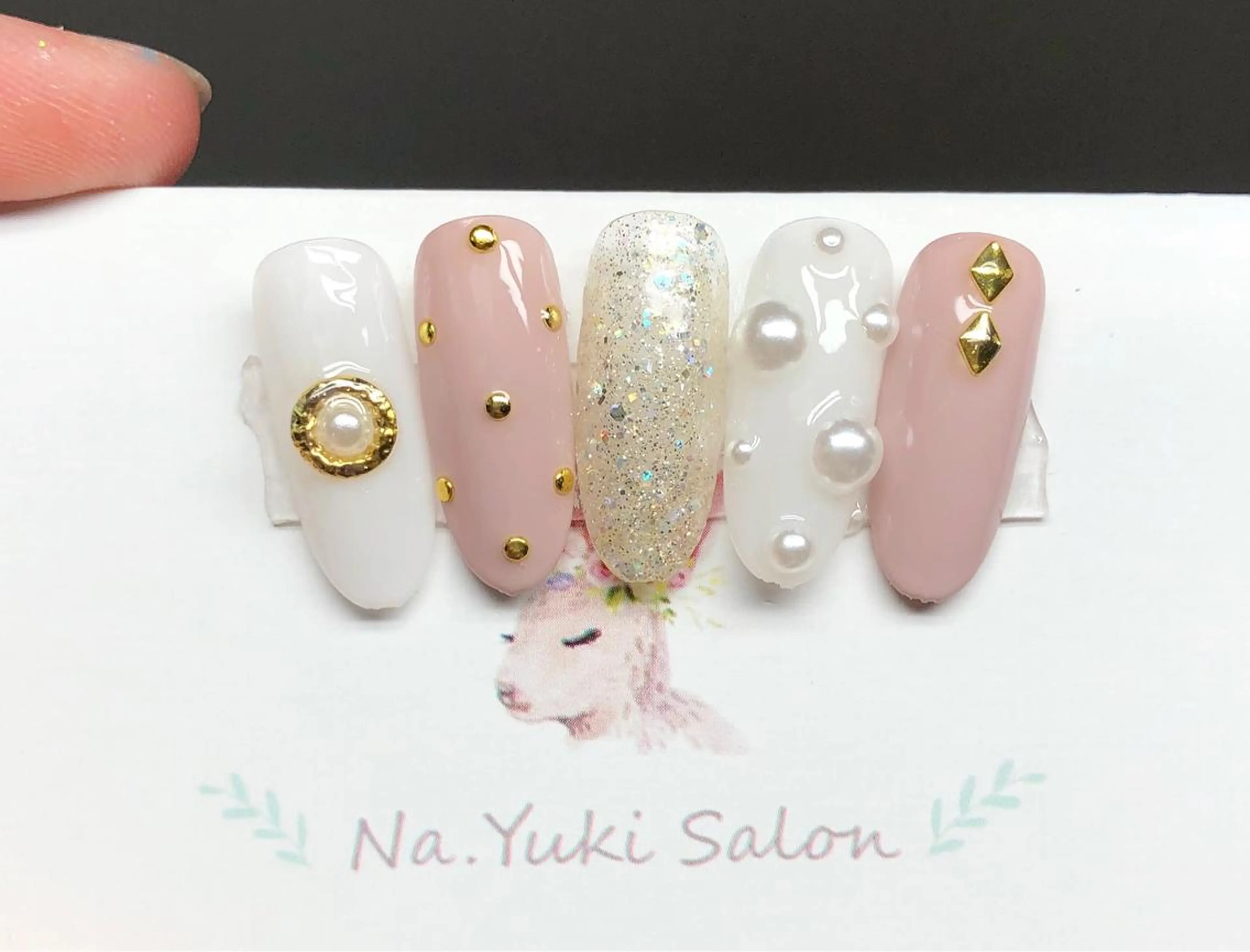 ネイル ハンドネイル ハンドケア ナユキNA.YUKI 池袋店のネイルデザイン