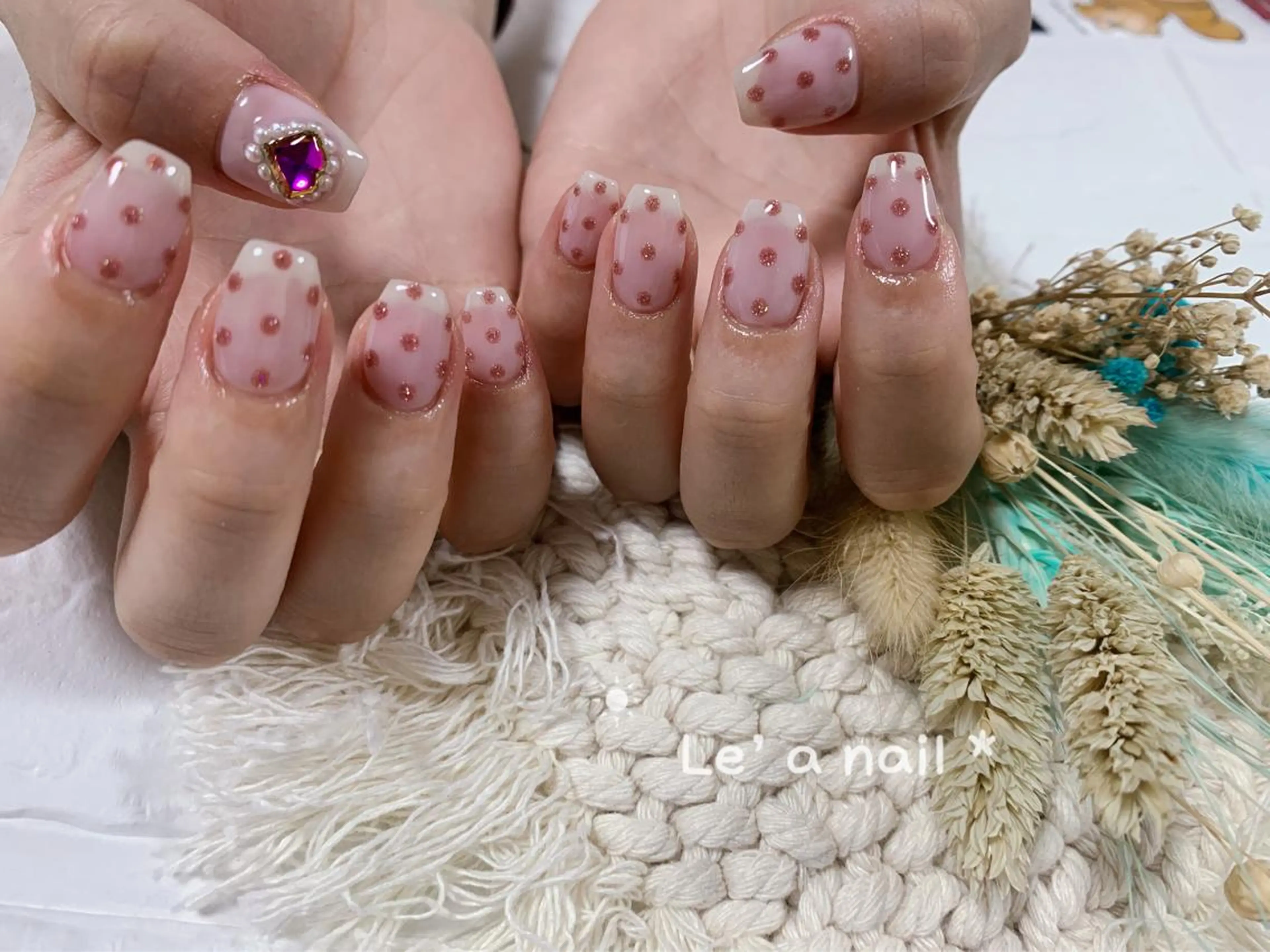ショート カラー ネイル Le’a NailSalonのネイルデザイン