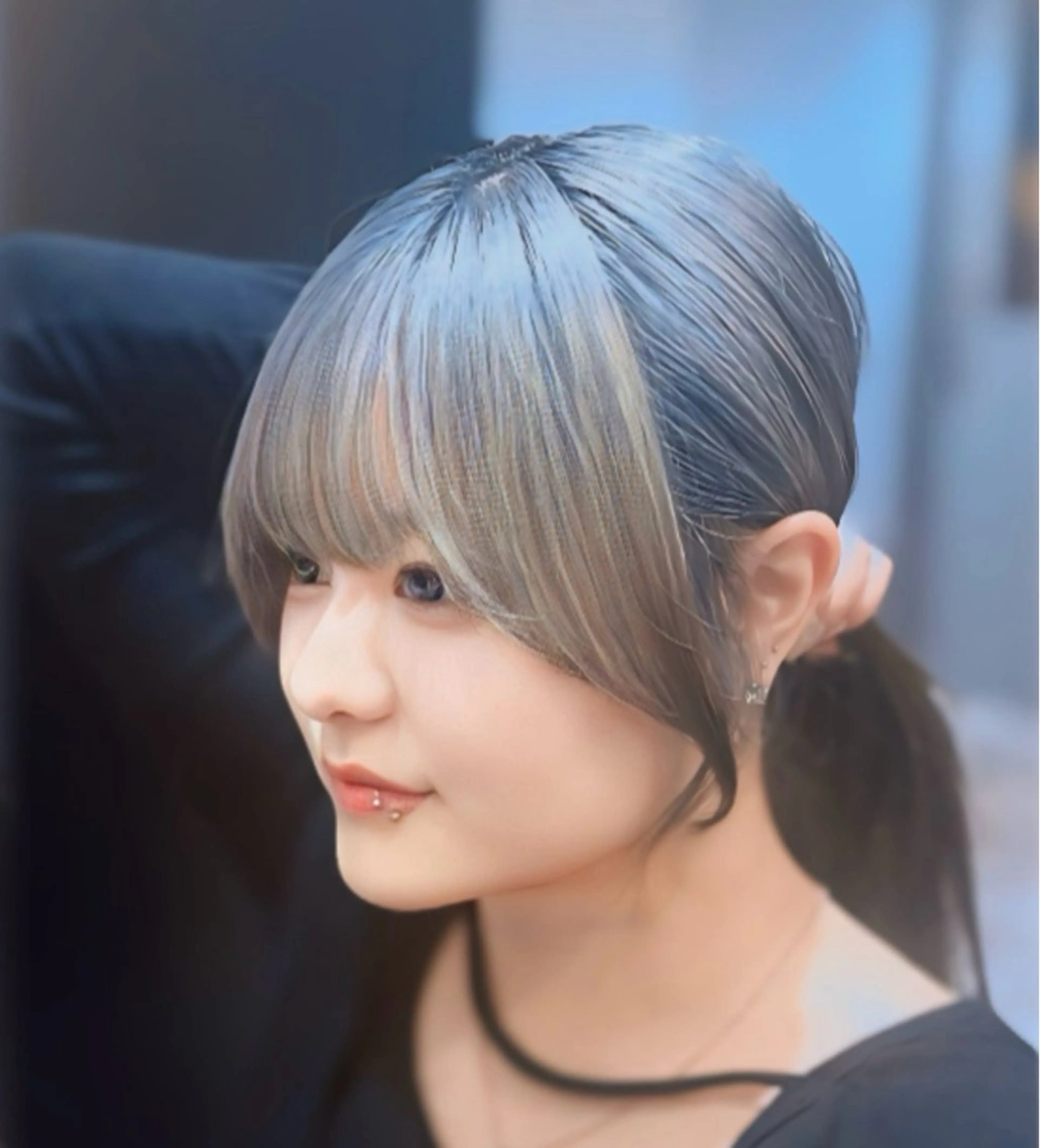 前髪&顔周りカット➕ストレートorコテ巻き仕上げ《韓国風・顔周りレイヤー・新宿》の写真