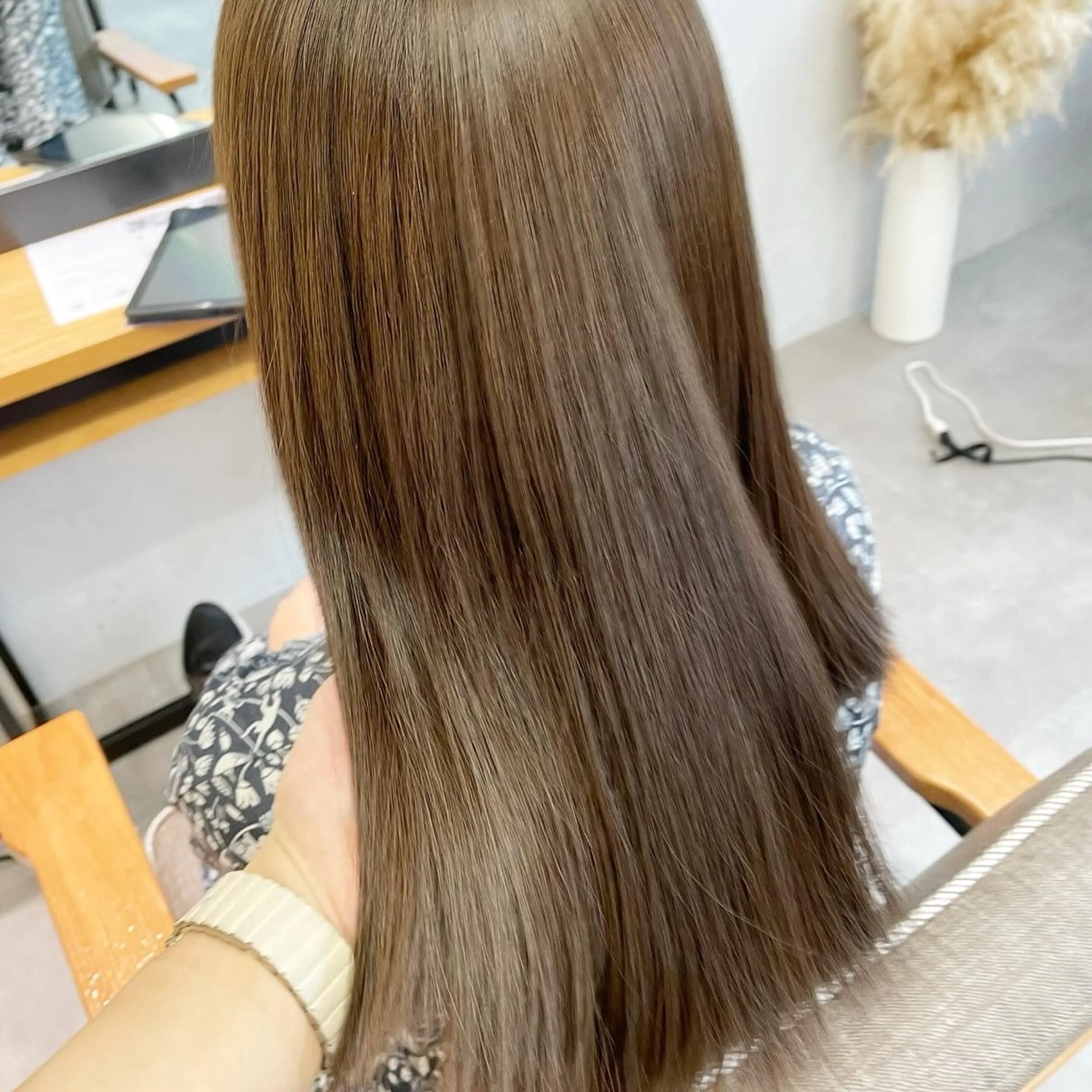 セミロング カラー カット ヘアカラー トリートメント 🫧透明感カラー/ ボブ/小笠原汐海🪽のヘアスタイル