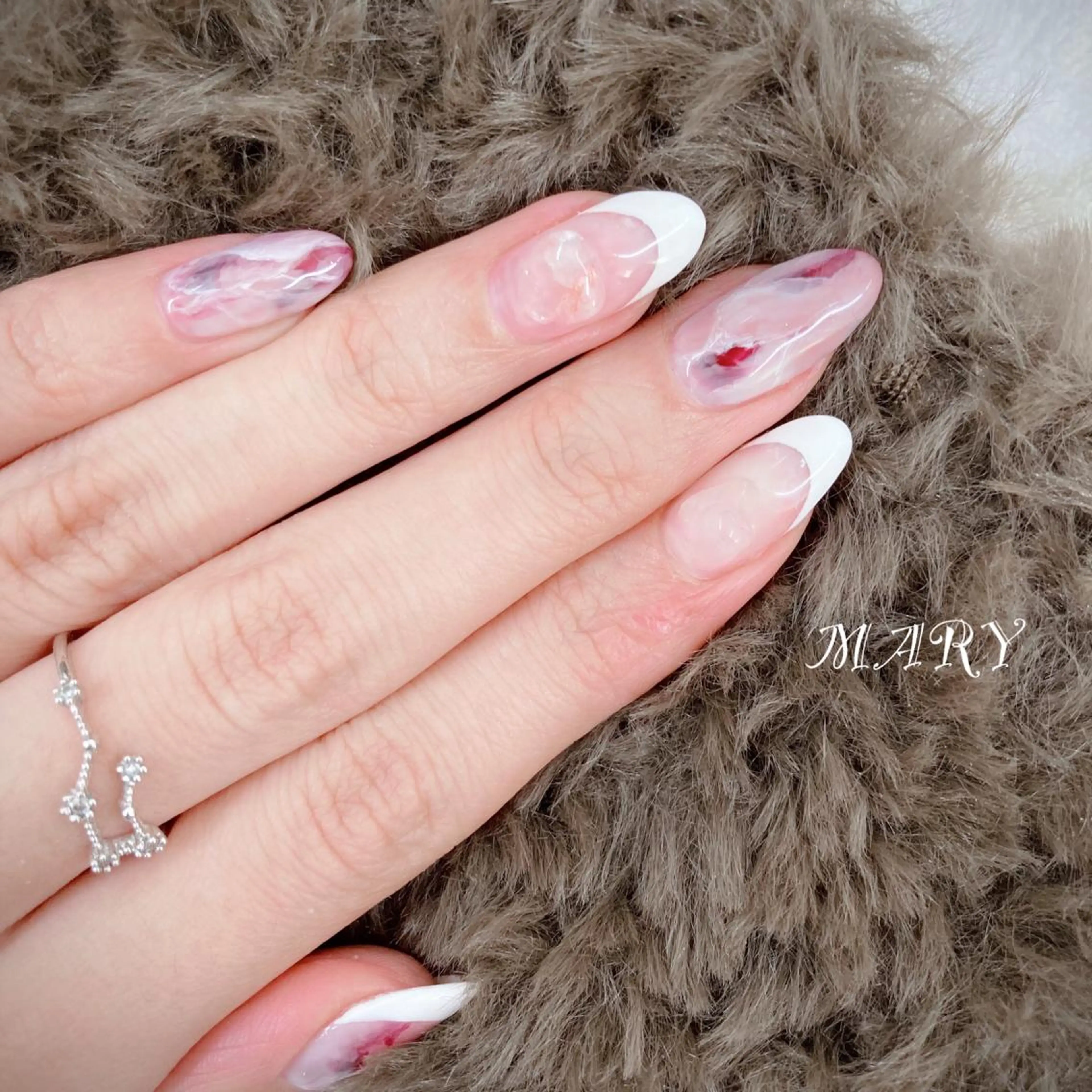 ネイル フレンチネイル 大理石ネイル(マーブル) ニュアンスネイル ハンドネイル Mary nail所属・Mary nail .narumiのネイルデザイン