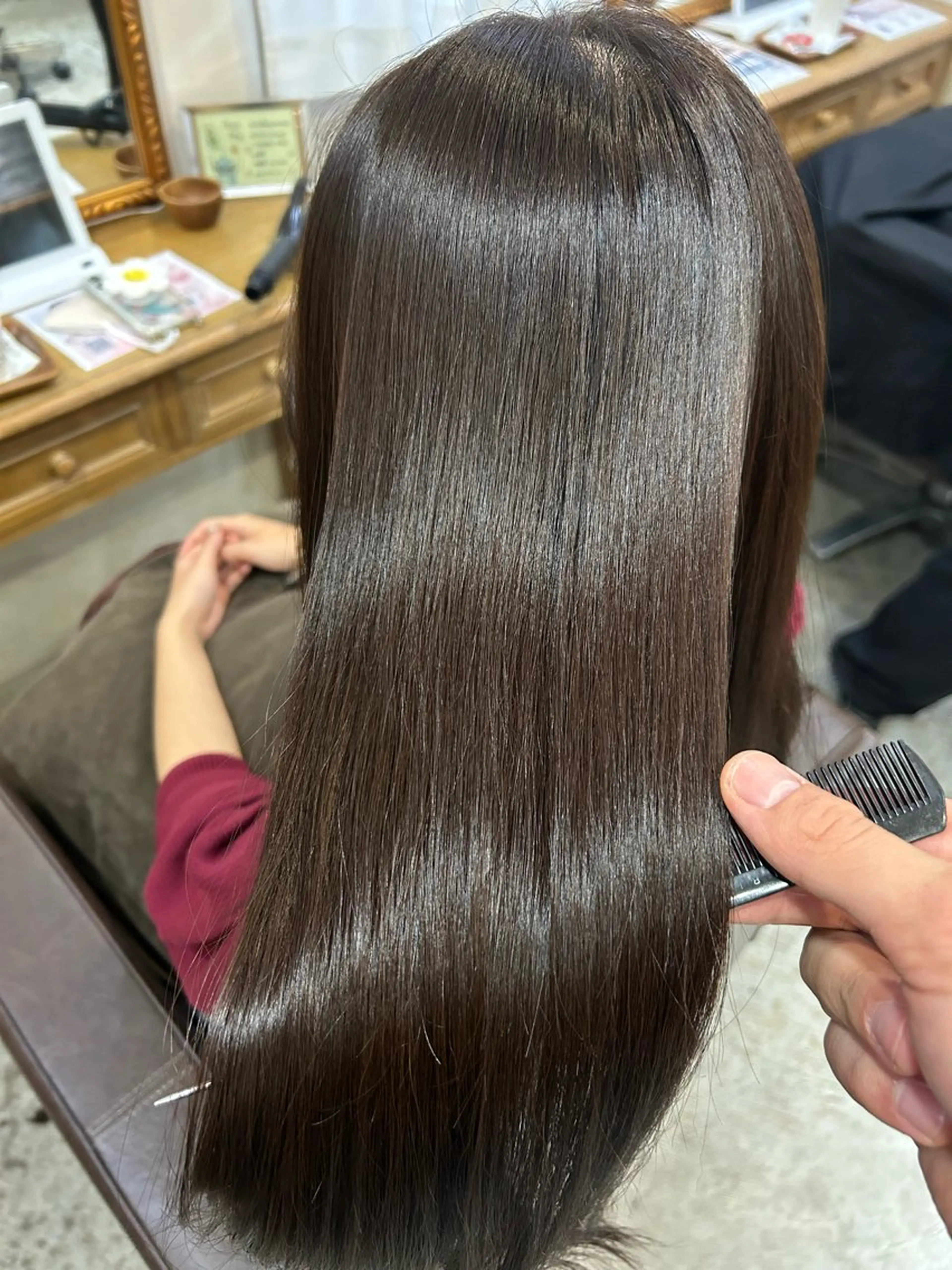 ロング カラー カット 縮毛矯正 トリートメント 小澤 一稀のヘアスタイル