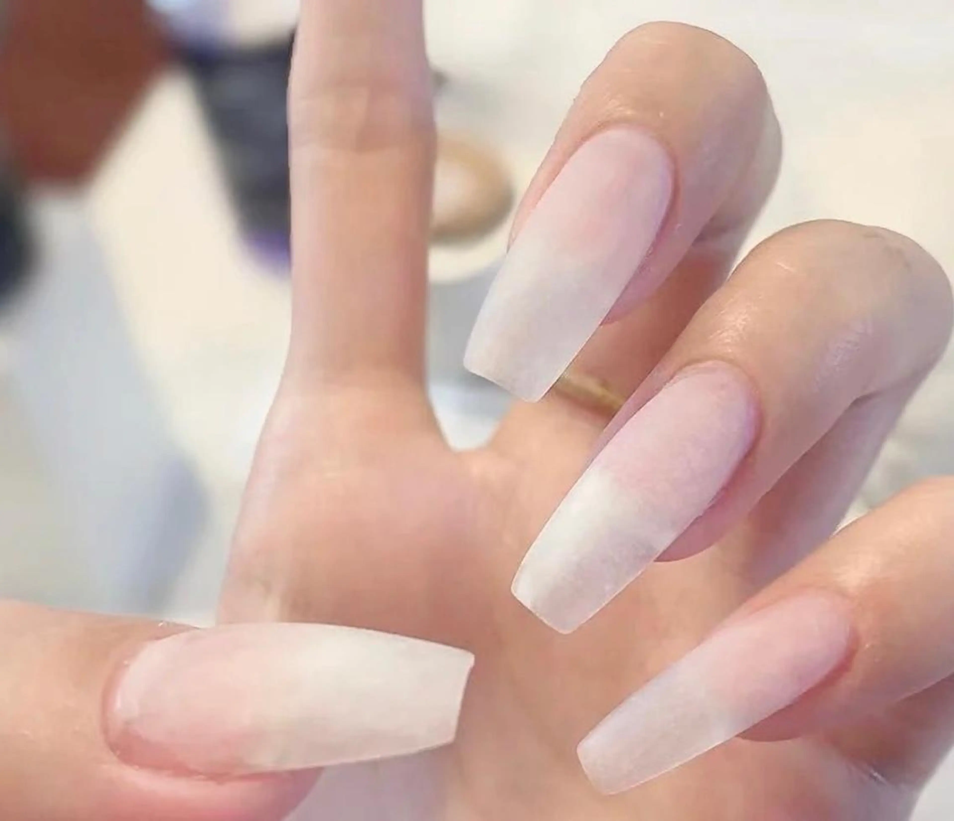 ネイル ハンドネイル Queens ciciのネイルデザイン