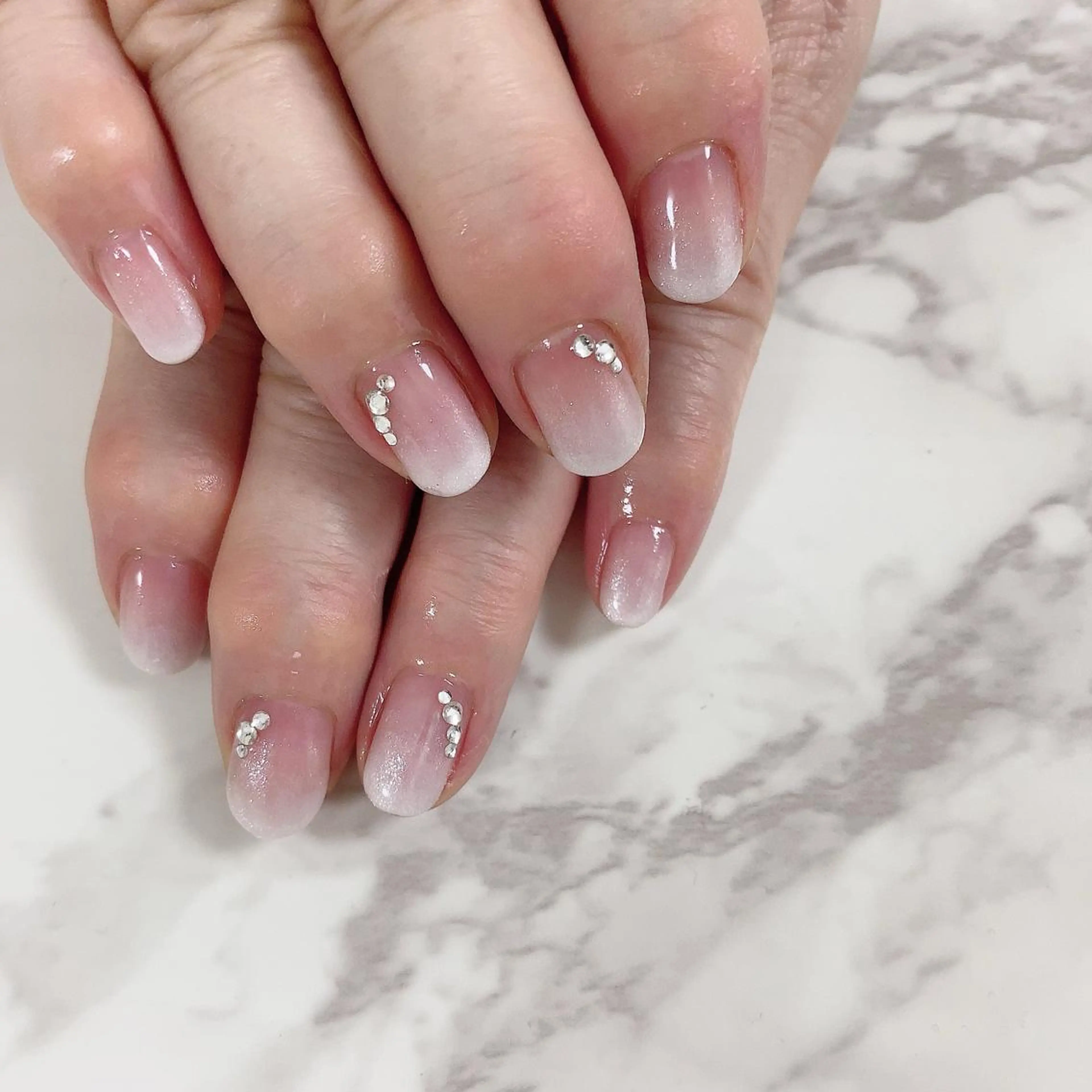 ネイル ストーンネイル SOL NAILのネイルデザイン