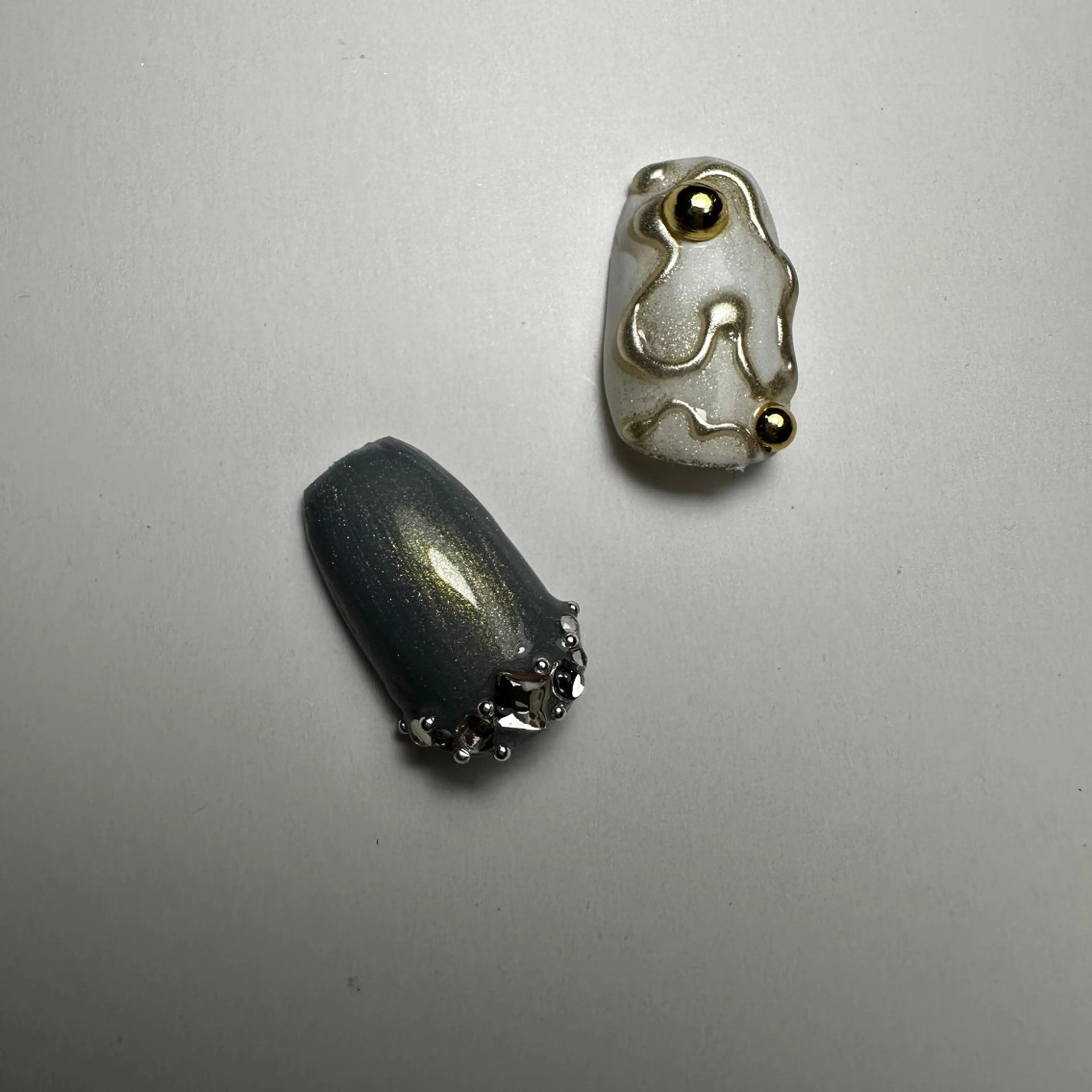 ネイル 駒月 明日香の眉毛・アイブロウイメージ