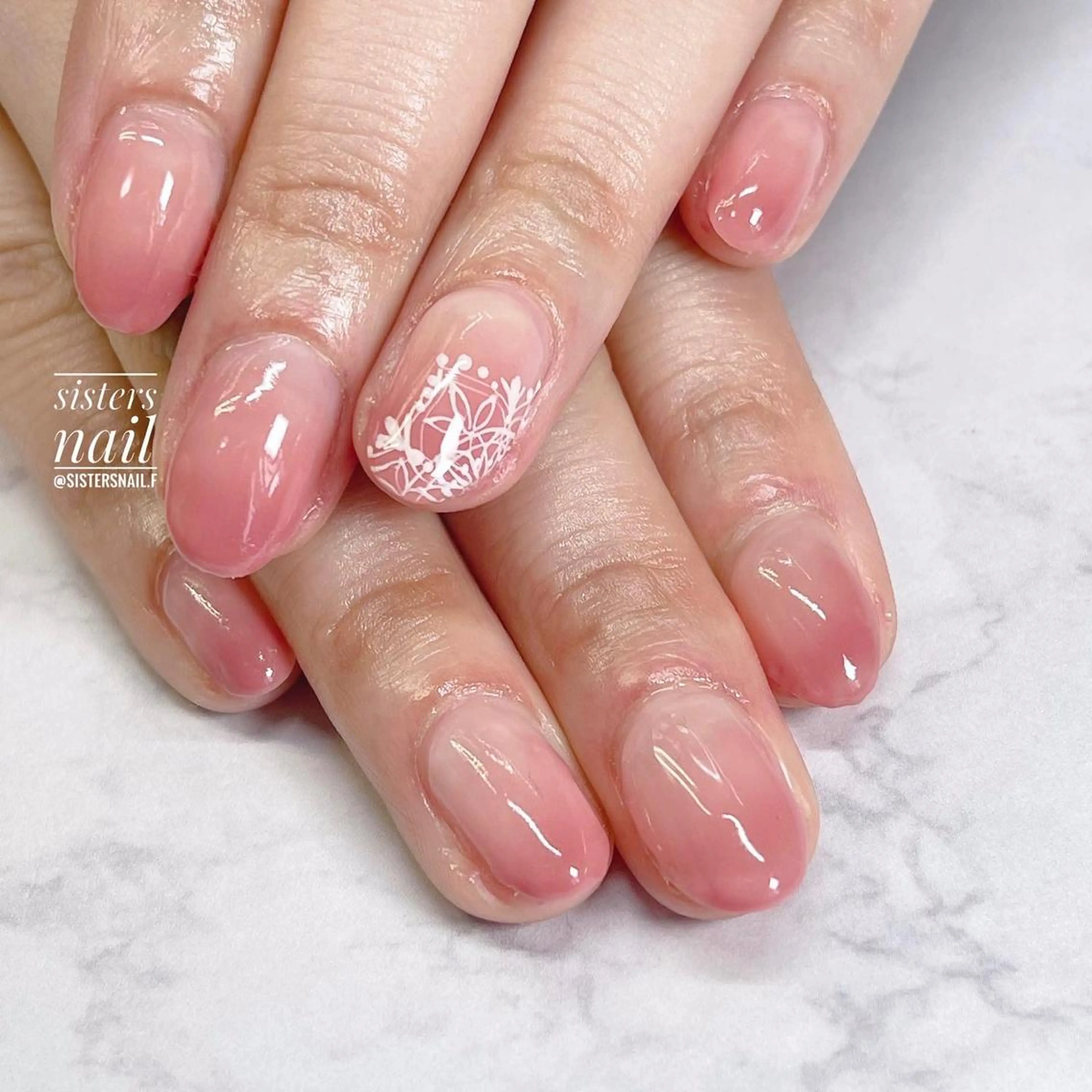 ネイル アートネイル レース ニュアンスネイル オフィスネイル ピンク sisters nail.fのネイルデザイン