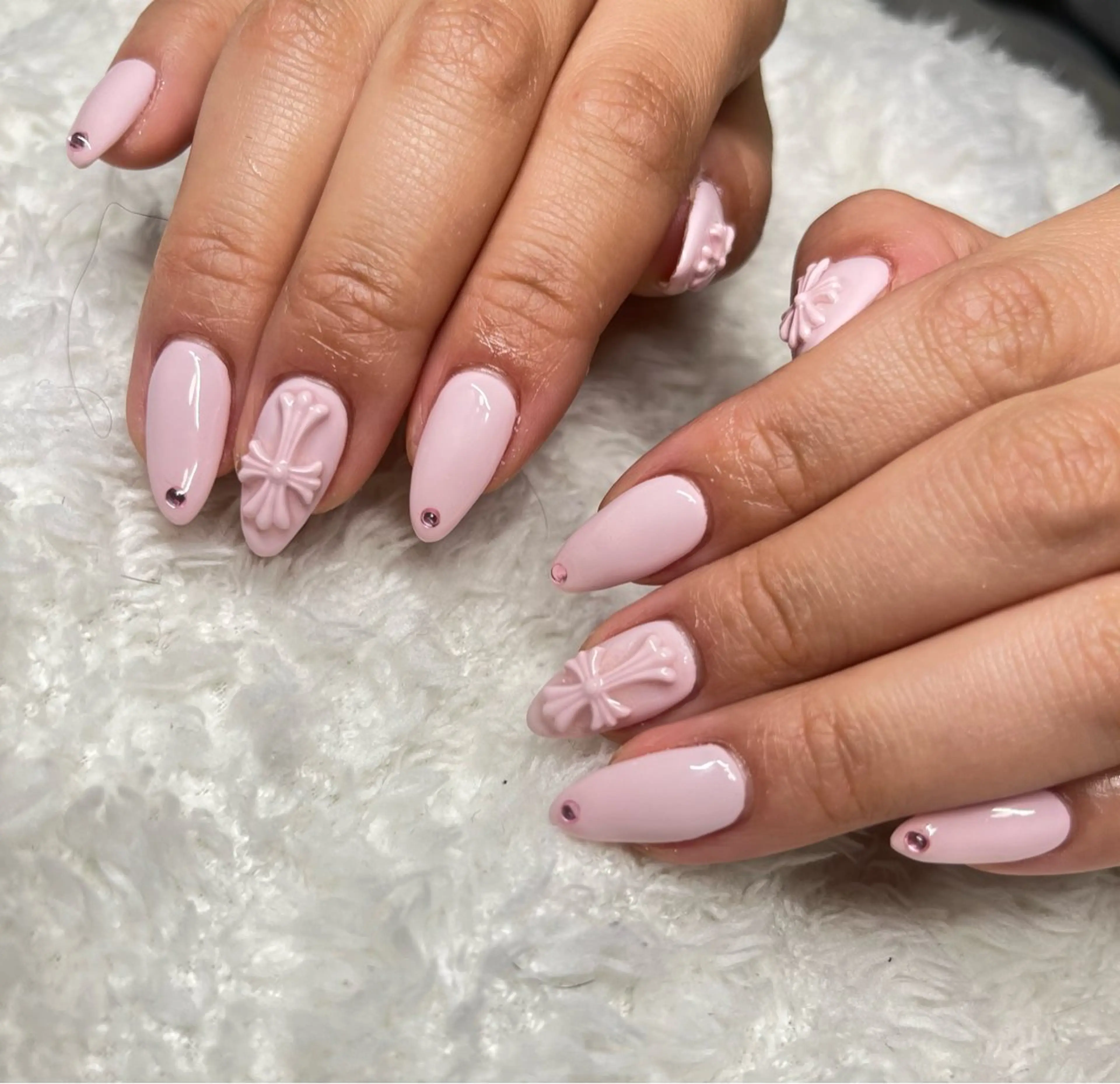 ネイル ハンドネイル PLUTON sara🩶のマツエク・マツパデザイン