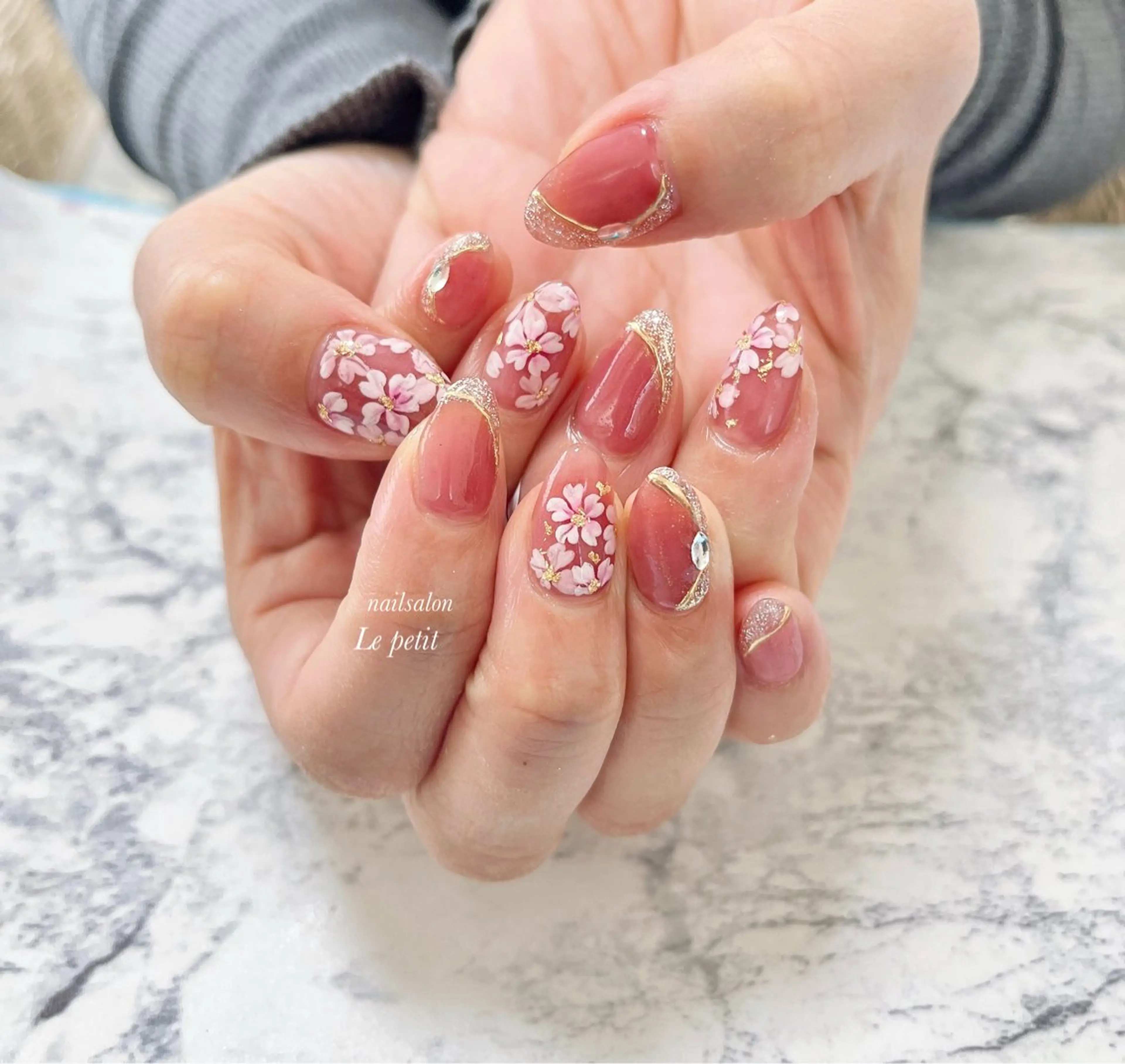 ネイル 石野 広佳のネイルデザイン