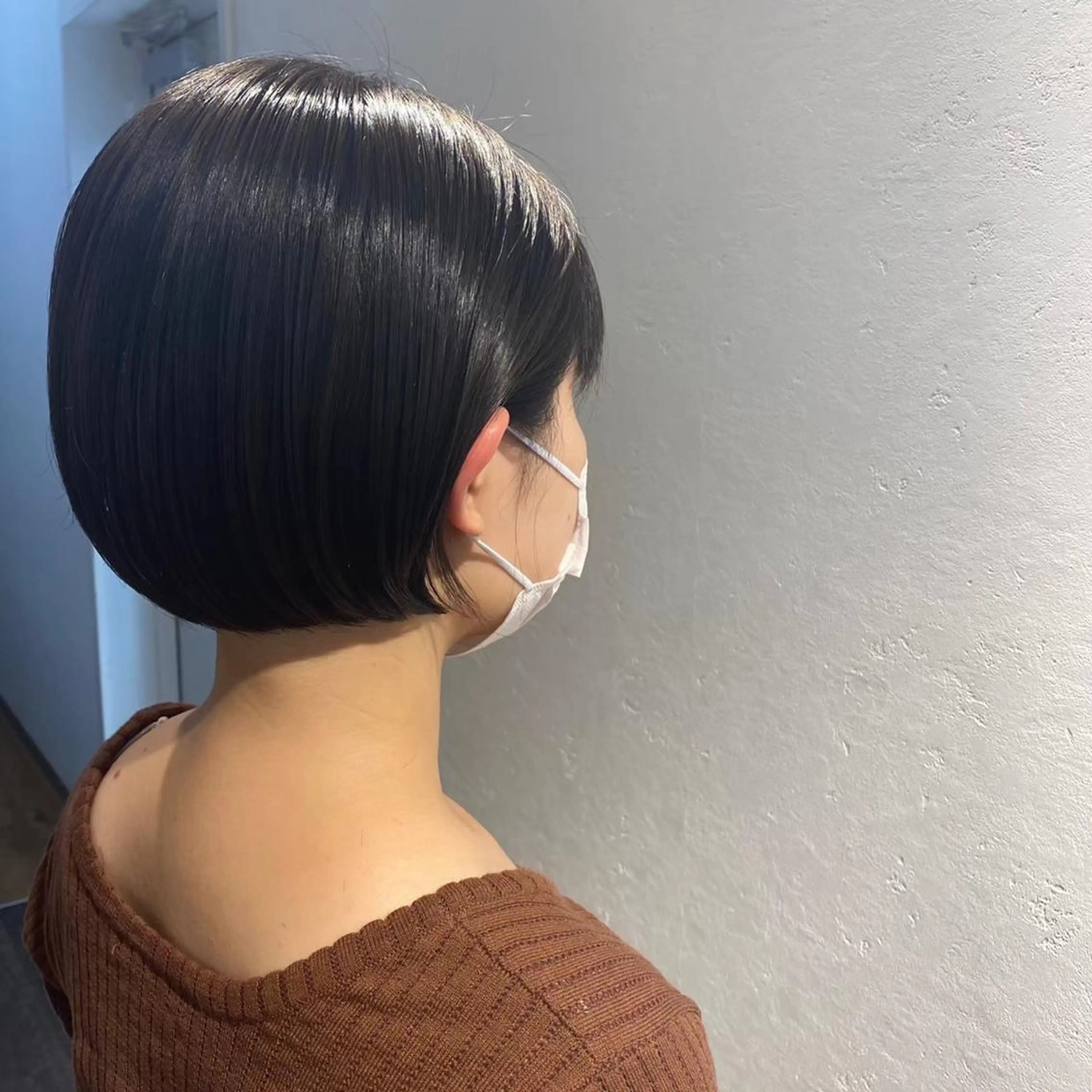 ショート カラー 山本 帆乃果のヘアスタイル