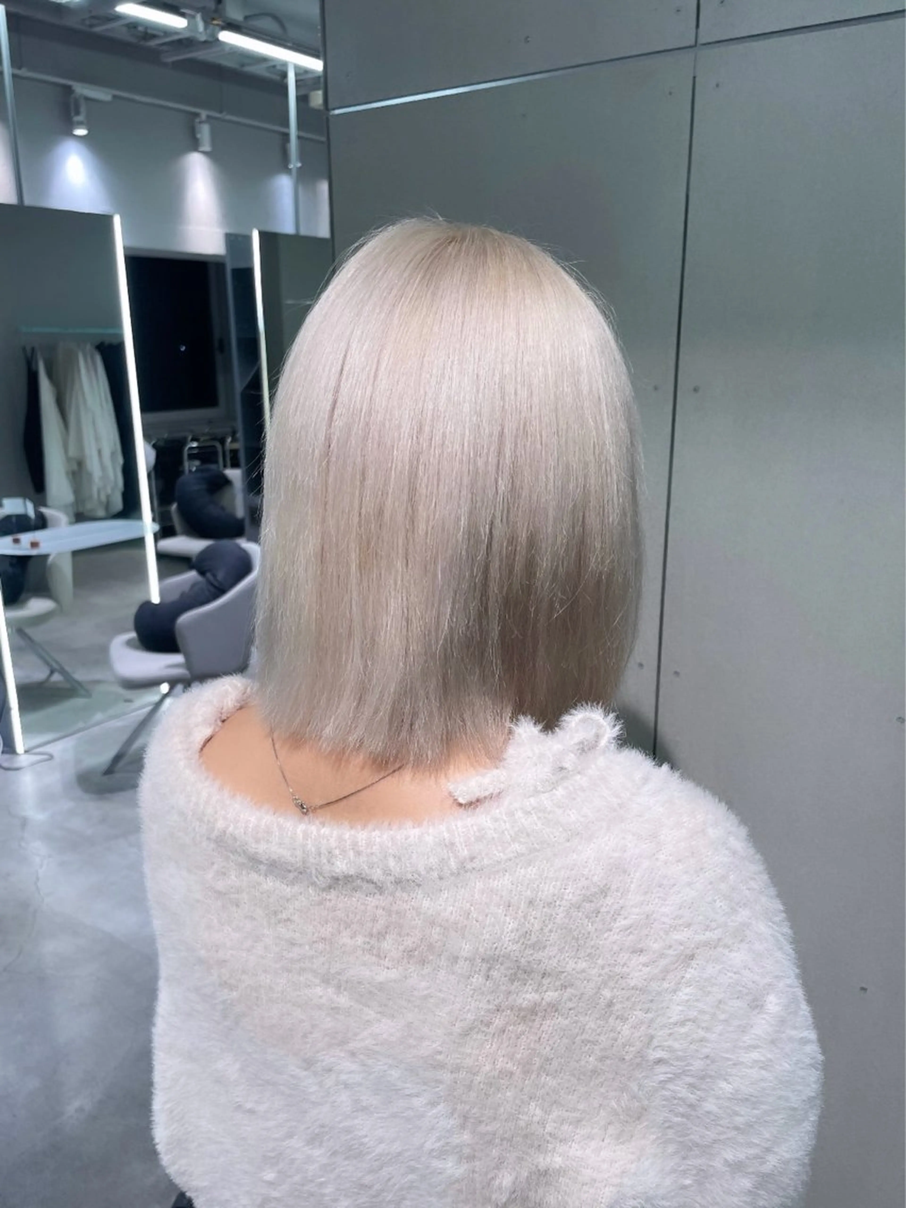 ミディアム カラー ベージュカラー ホワイトベージュ ハイトーン💖/ ✨️モテ艶カラー💎のヘアスタイル