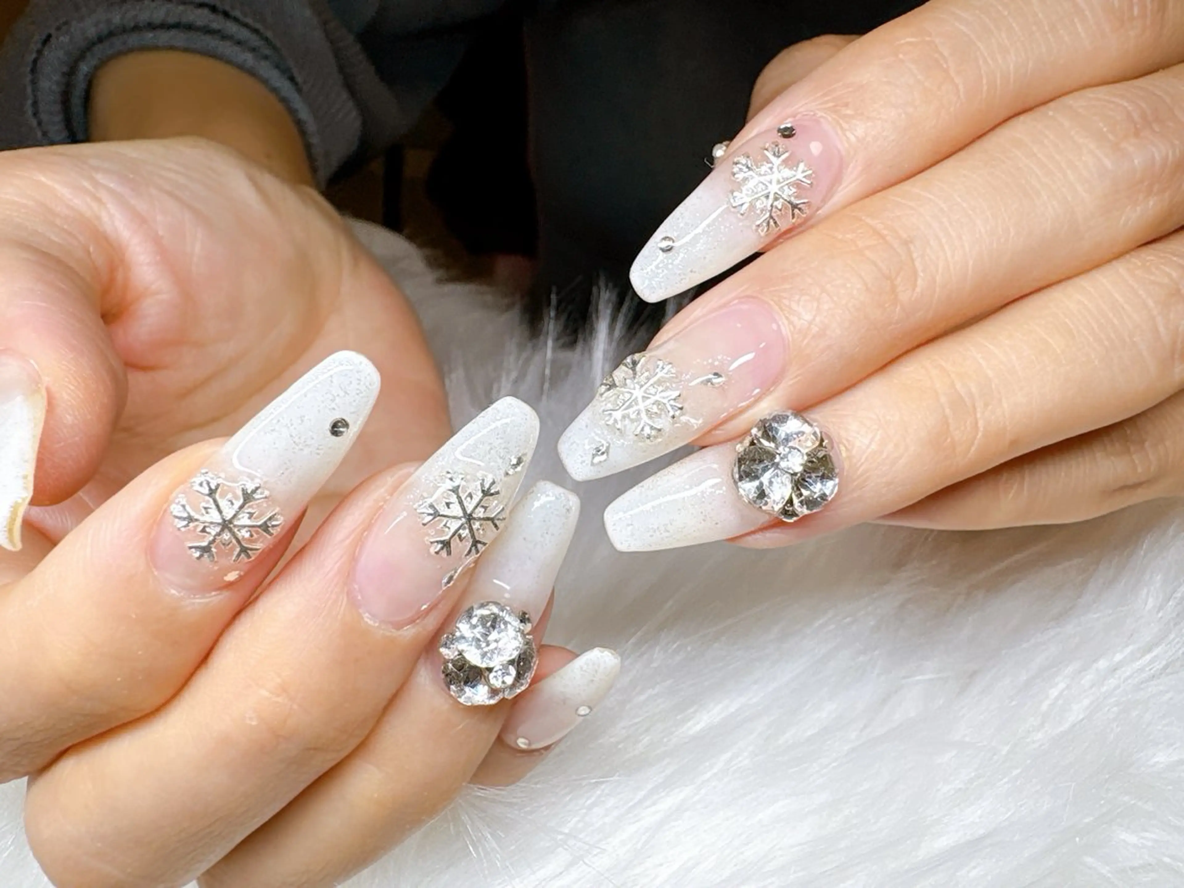 ネイル 寺山 千鶴のネイルデザイン