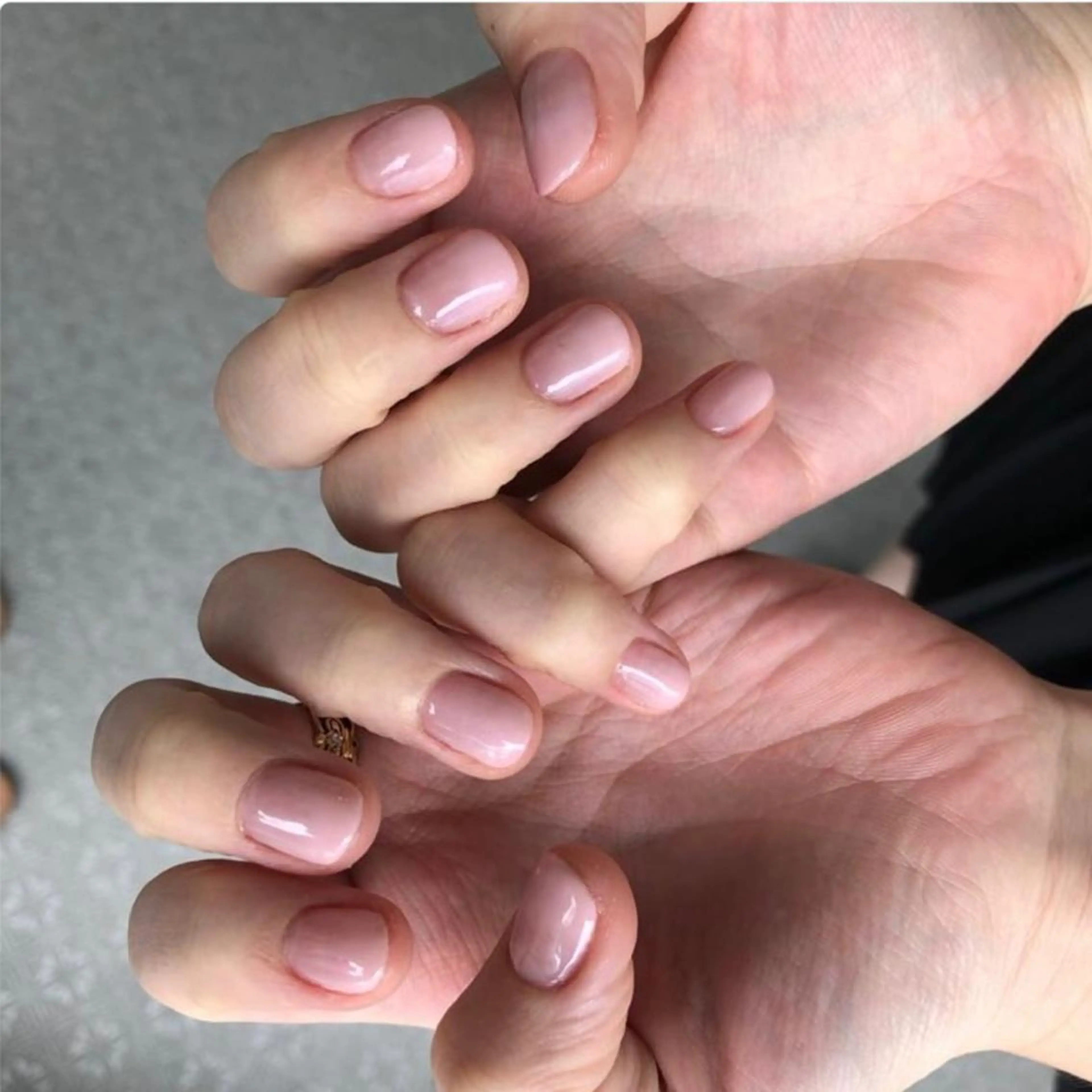 ネイル グラデーション emi 🧸のネイルデザイン