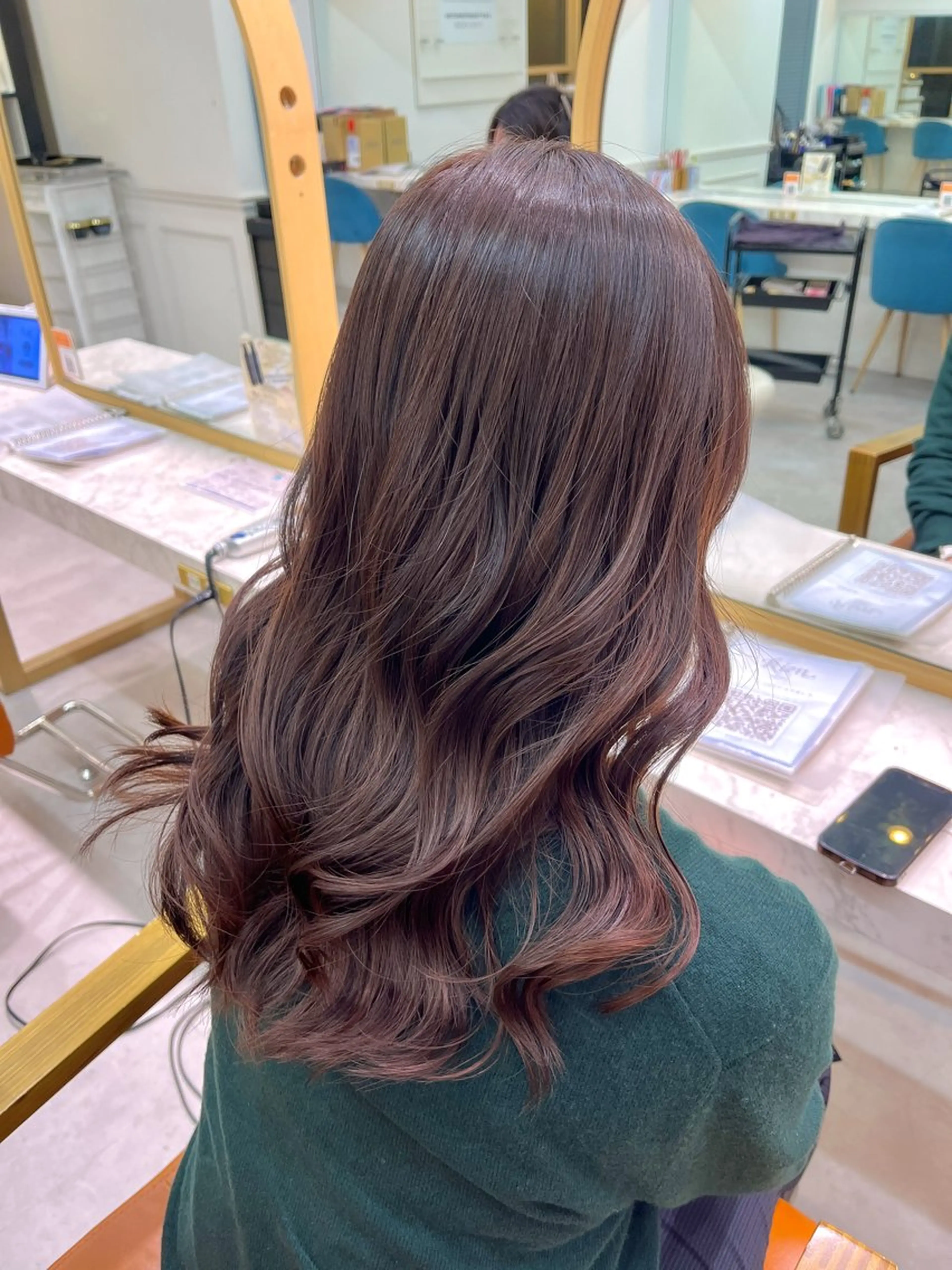 ロング 髪質改善 ヘアカラー 長島美織 /透明感カラーのヘアスタイル