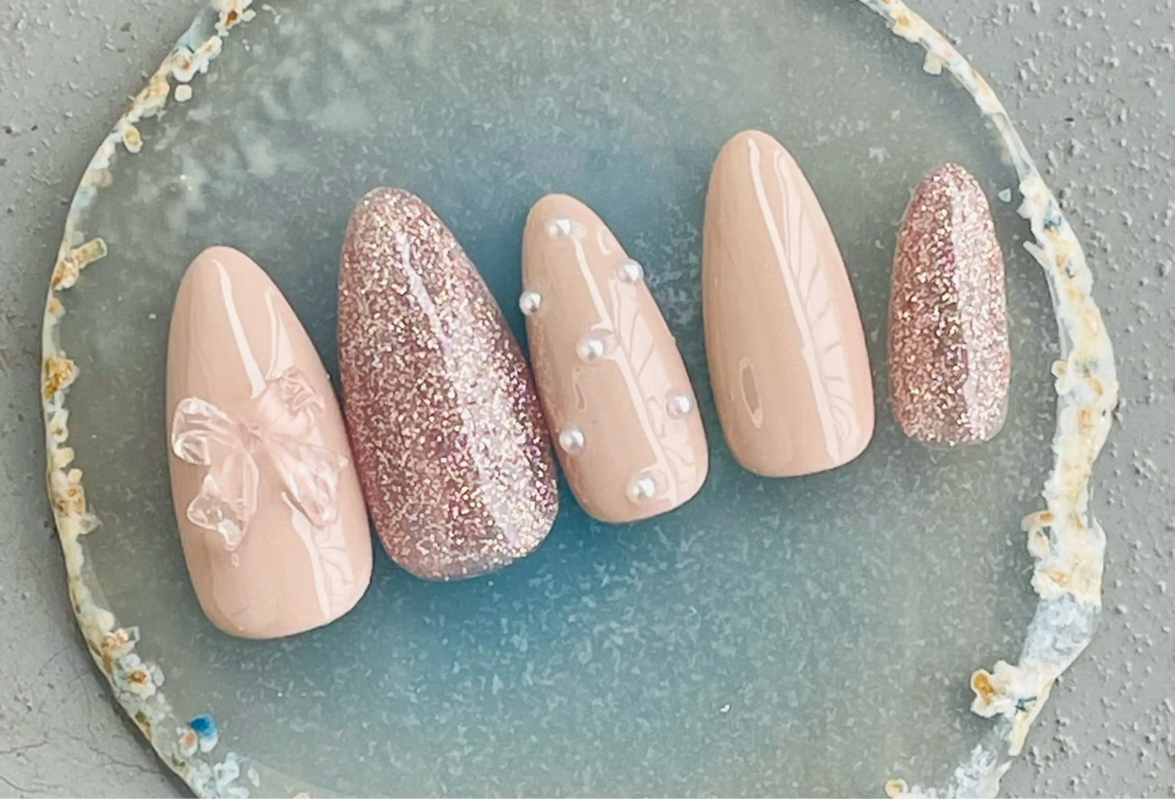 ネイル ドット リボン koto nails所属・koto nailsのネイルデザイン