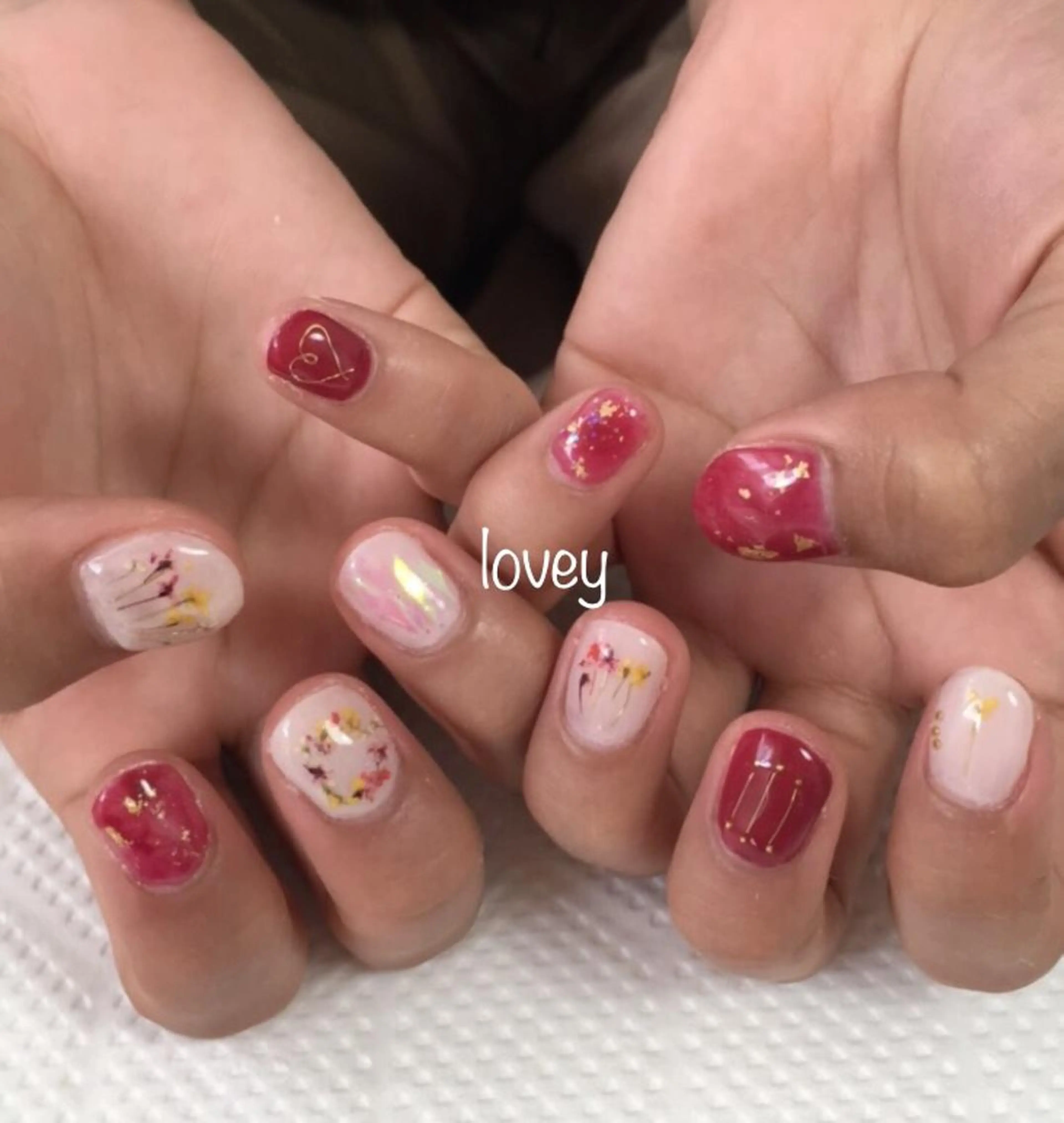 ネイル プライベートサロン loveyのネイルデザイン