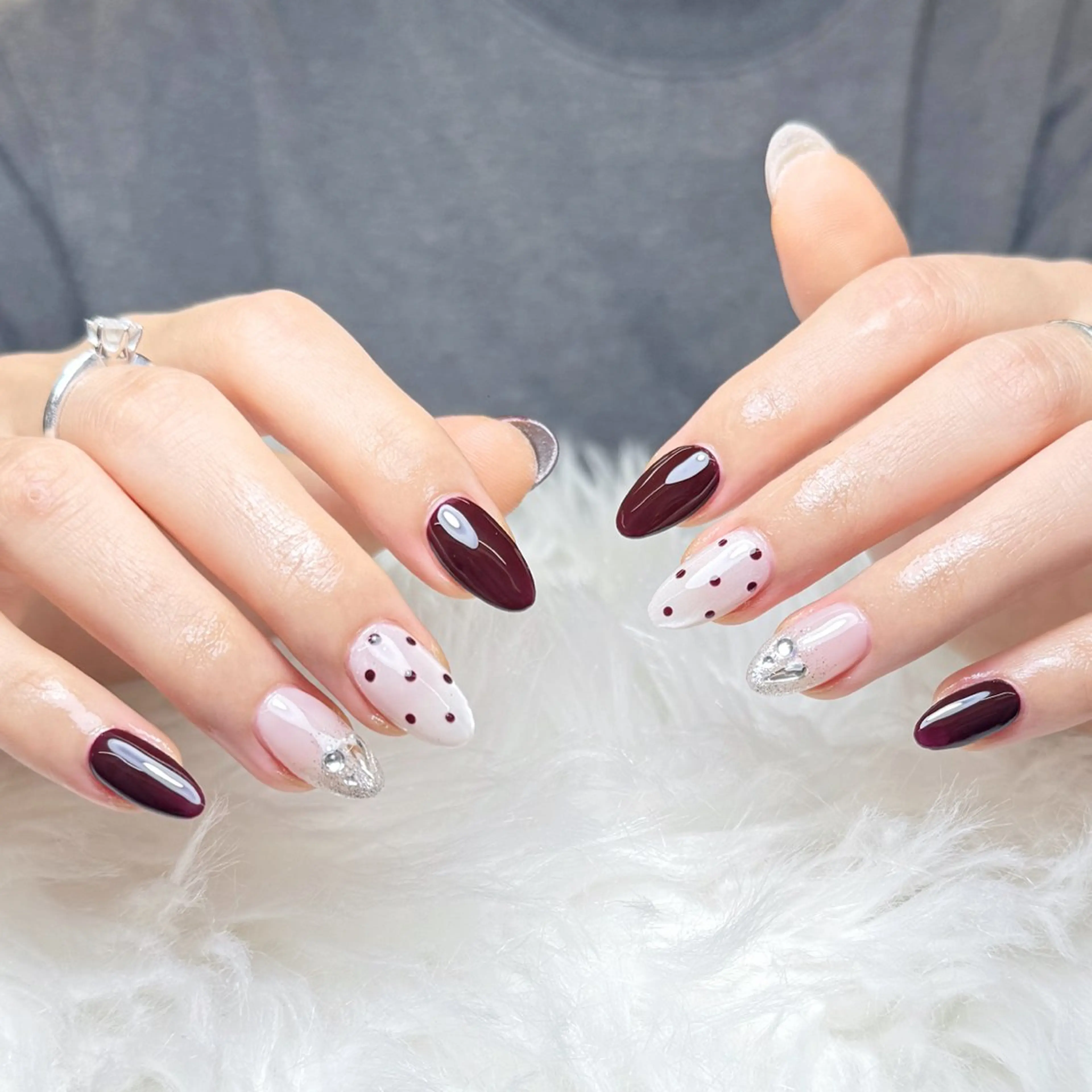 ネイル 韓国ネイル 持ち込み ニュアンスネイル ワンホンネイル ハンドネイル AKIKO NAILのネイルデザイン