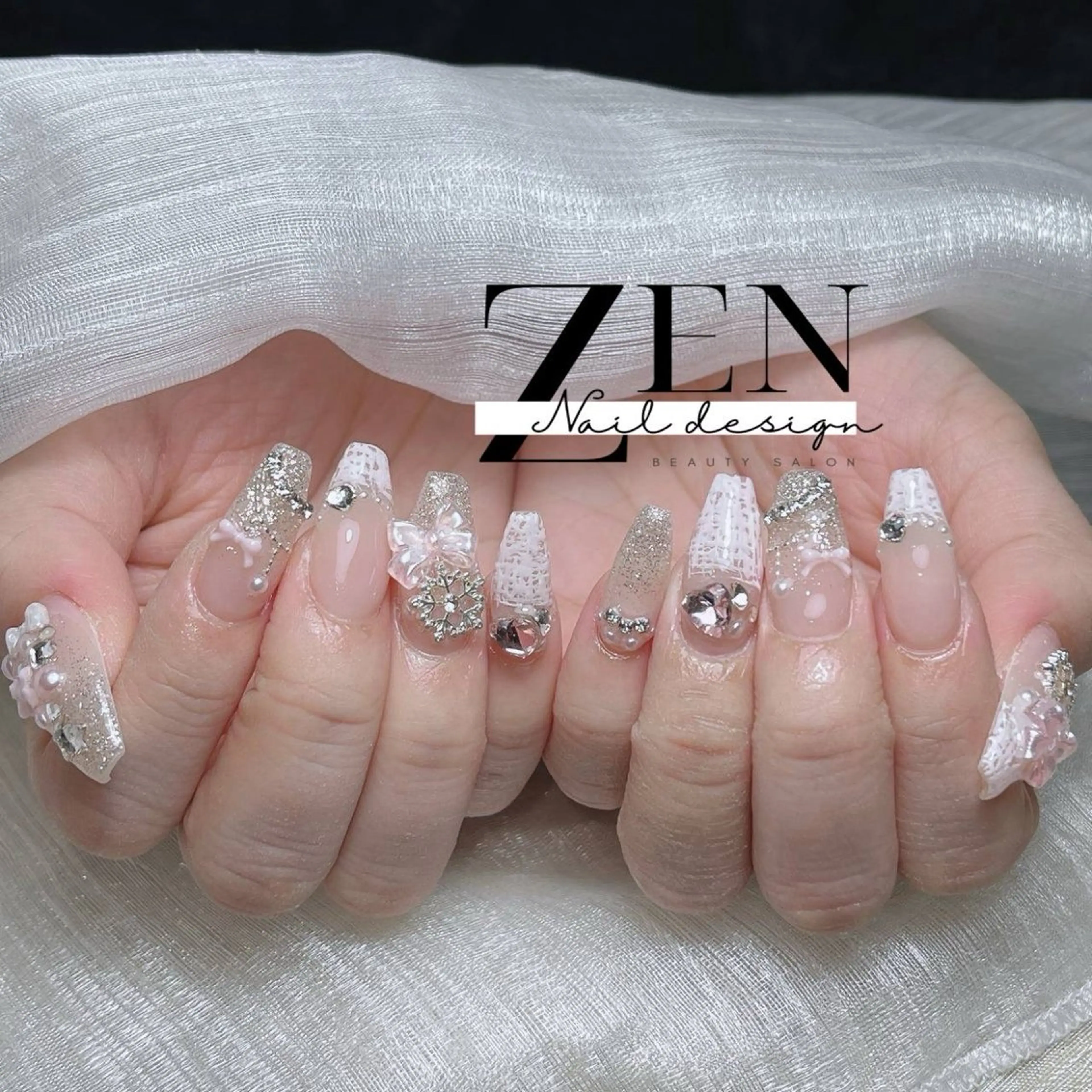 ネイル チークネイル フレンチネイル ジェルネイル 韓国ネイル マグネットネイル ハンドネイル Zen Nail Design 池袋のネイルデザイン
