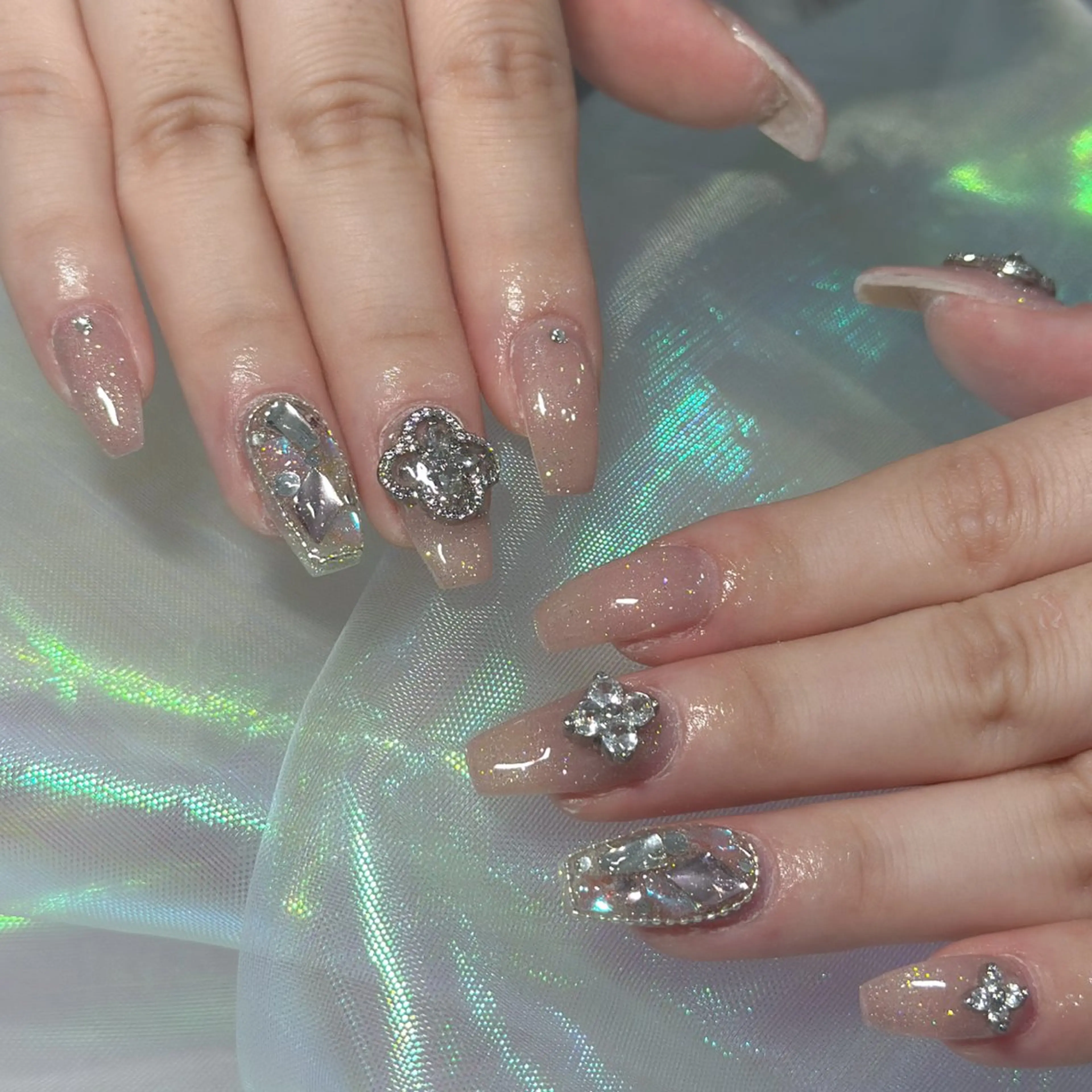 ネイル ハンドネイル フットネイル LAVISH nanamiのネイルデザイン