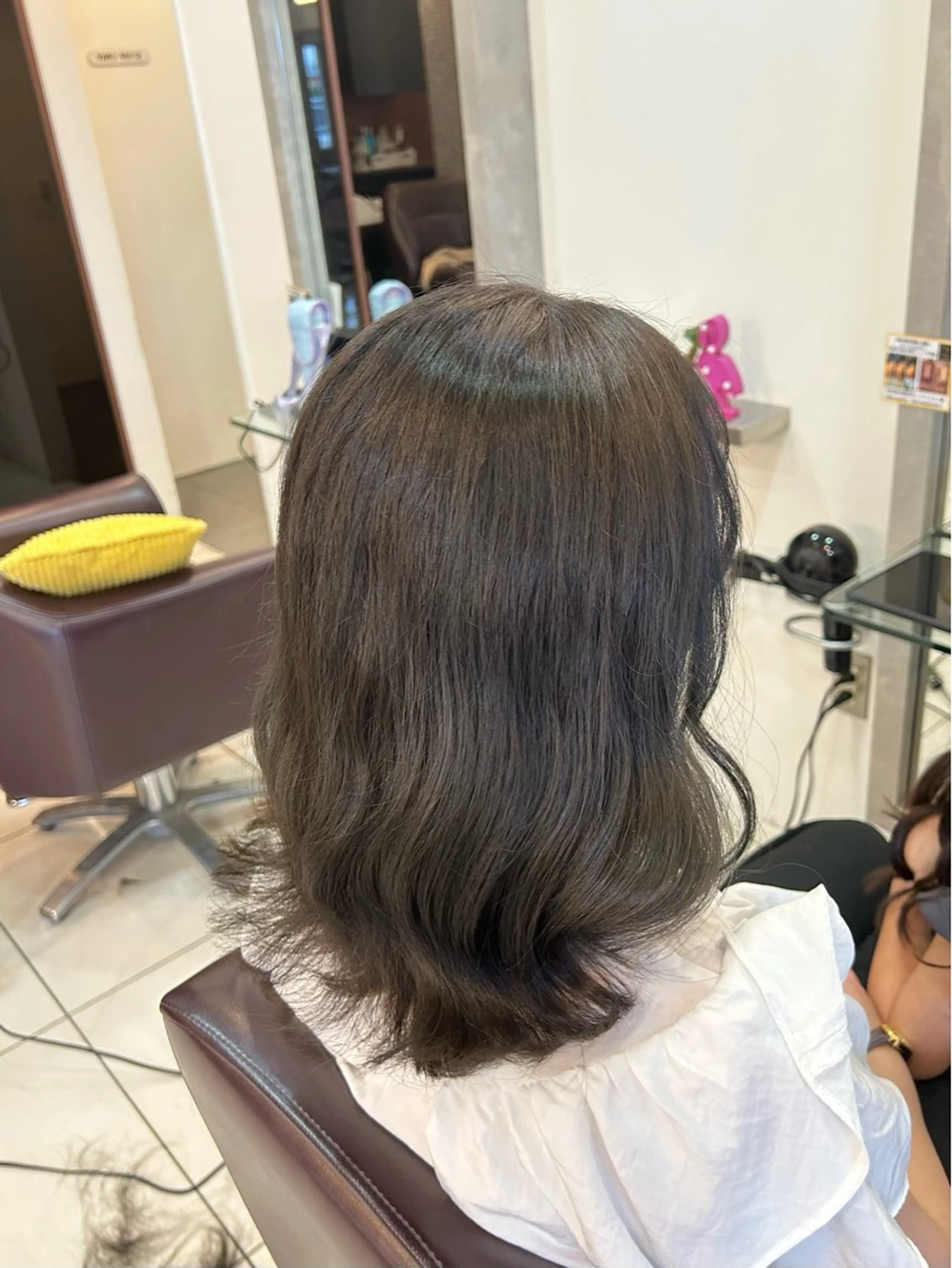 ミディアム カラー ブリーチ 透明感カラー ブリーチなしカラー ヘアカラー トップスタイリスト 林すずかのヘアスタイル