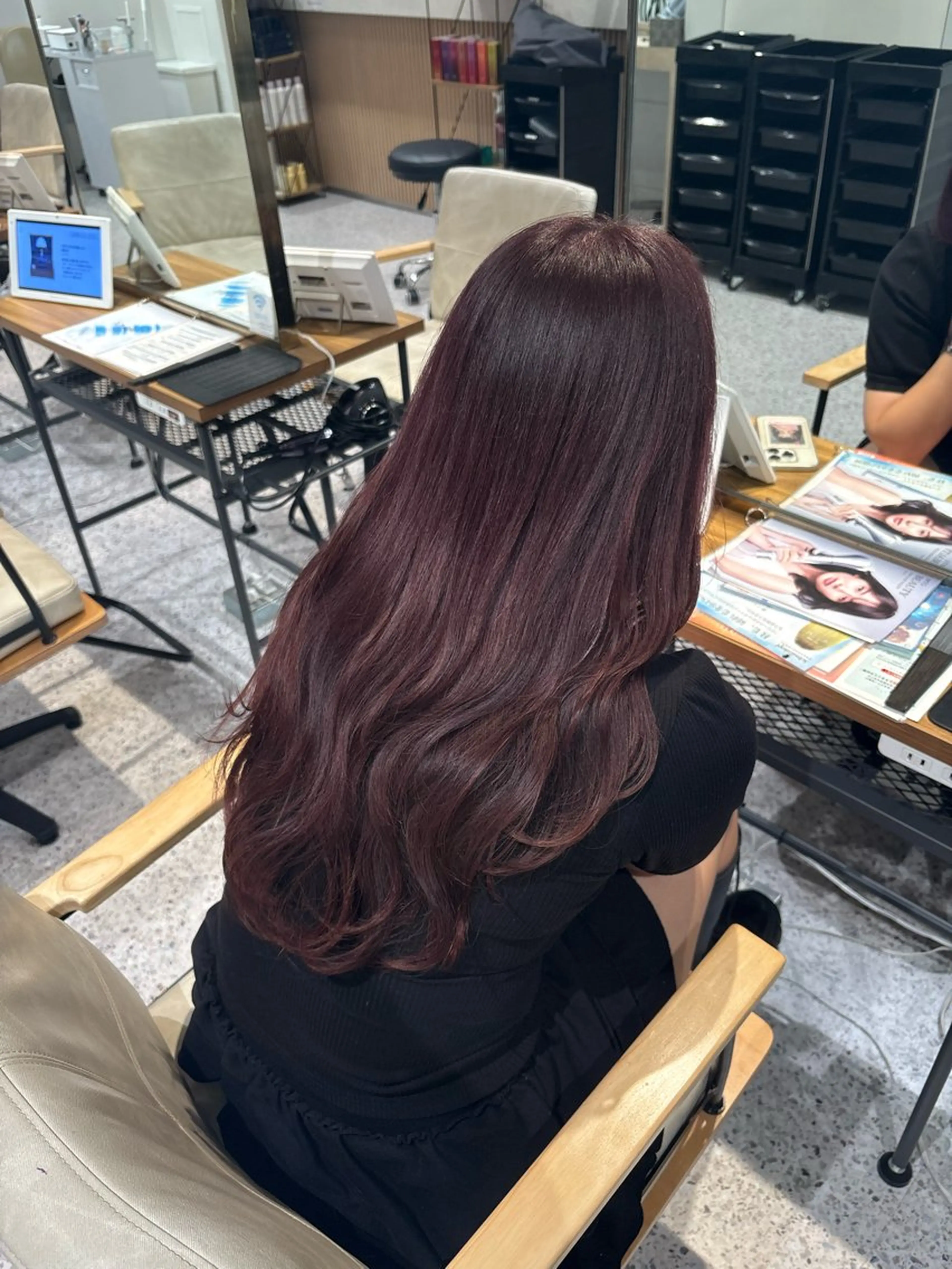 ロング カラー ピンクカラー ヘアカラー ブリーチ/マツエク 𝓡𝓲𝓷🫧のマツエク・マツパデザイン