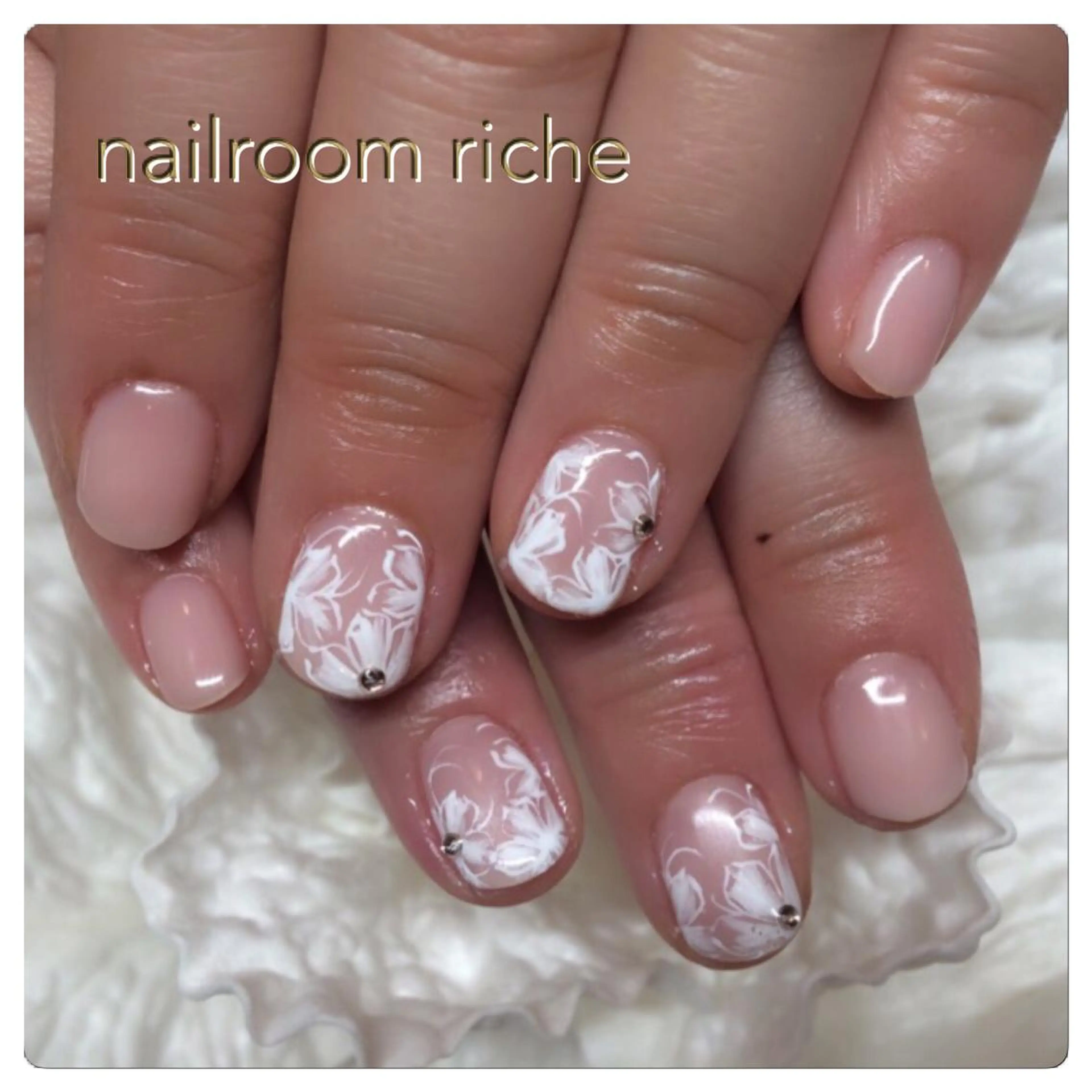ネイル nailroom richeのネイルデザイン