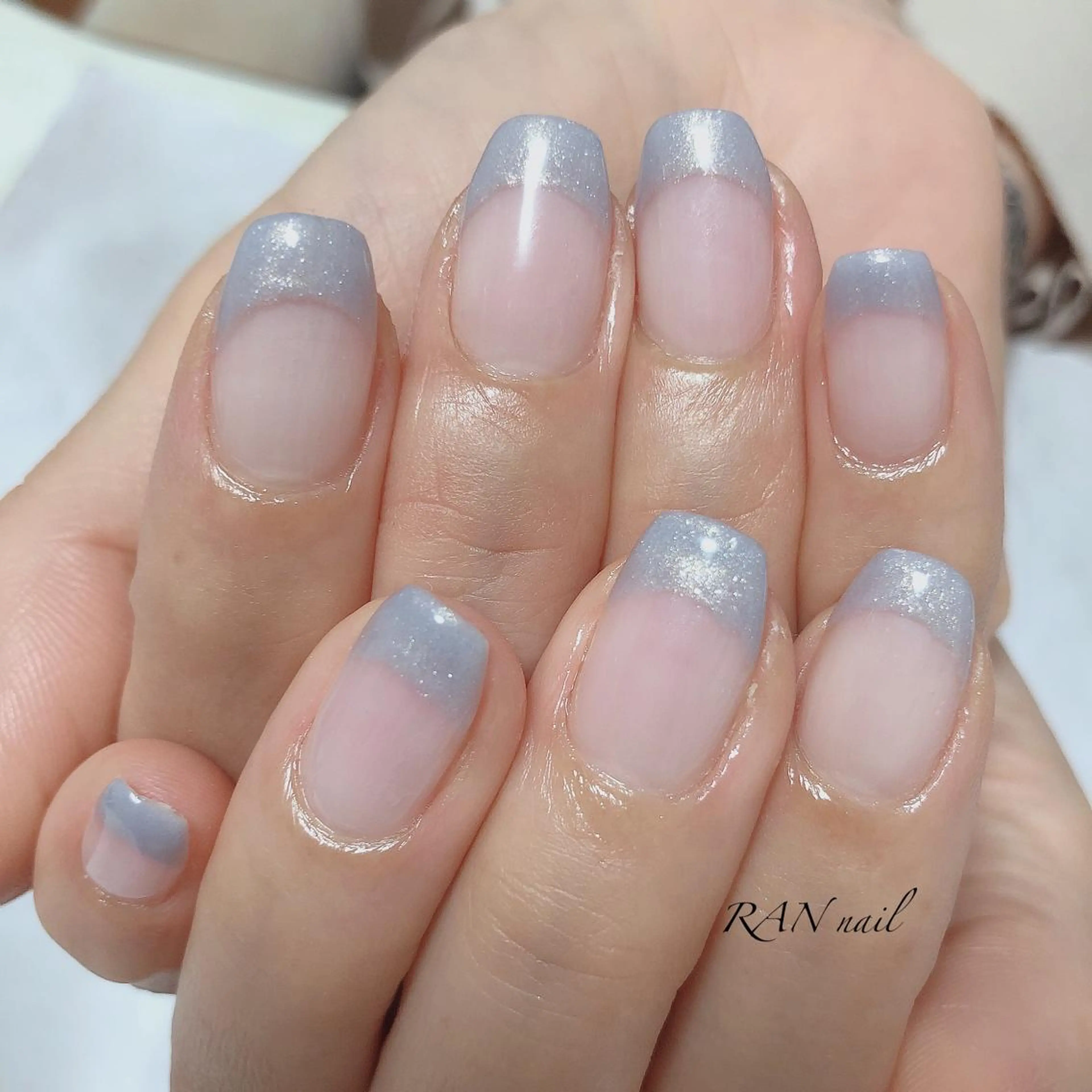 ネイル ブルー フットネイル フレンチネイル ラメ(グリッター) ミラーネイル ハンドネイル フットネイル RAN nailのネイルデザイン