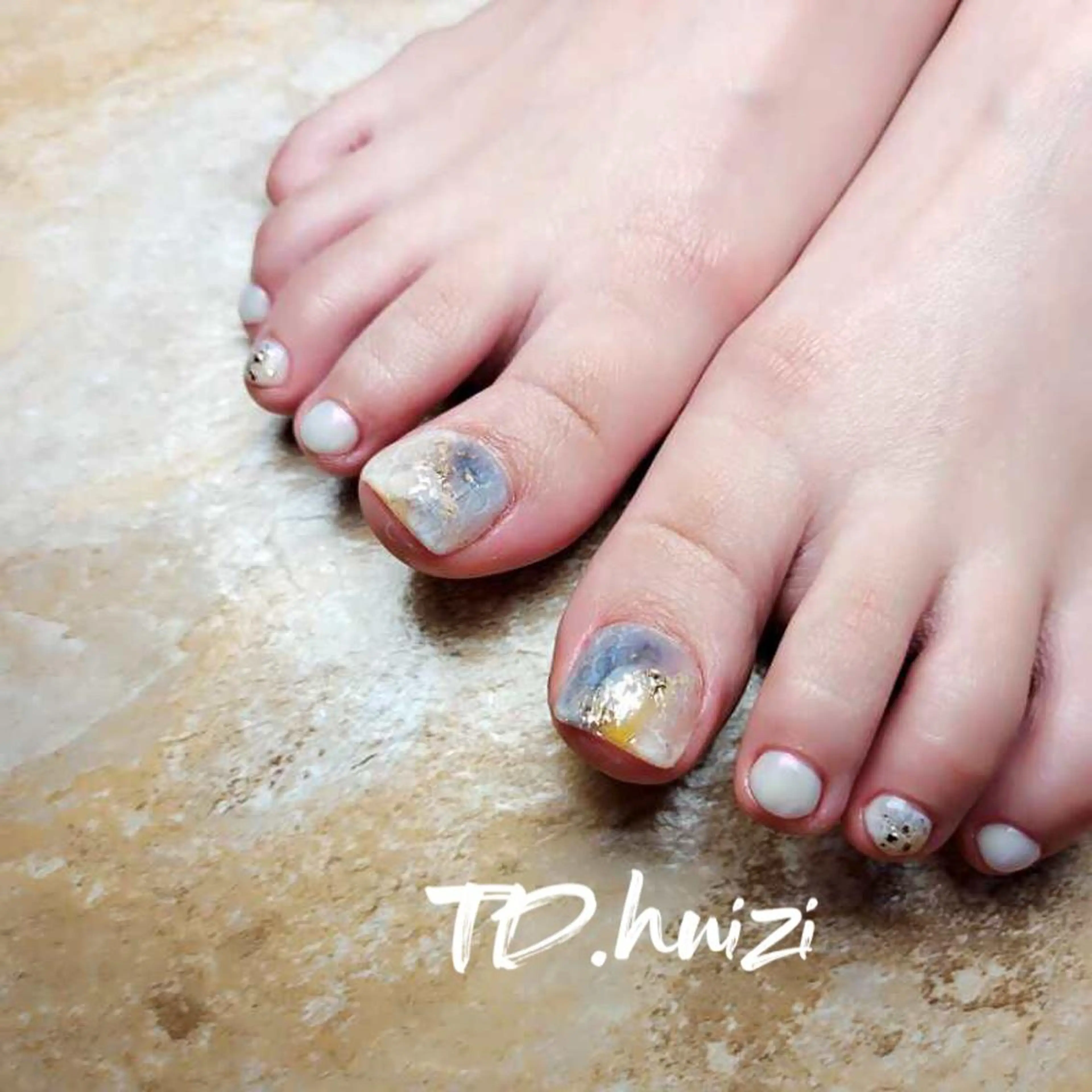 ショート めぐみのネイルサロン スタッフ練習のネイルデザイン