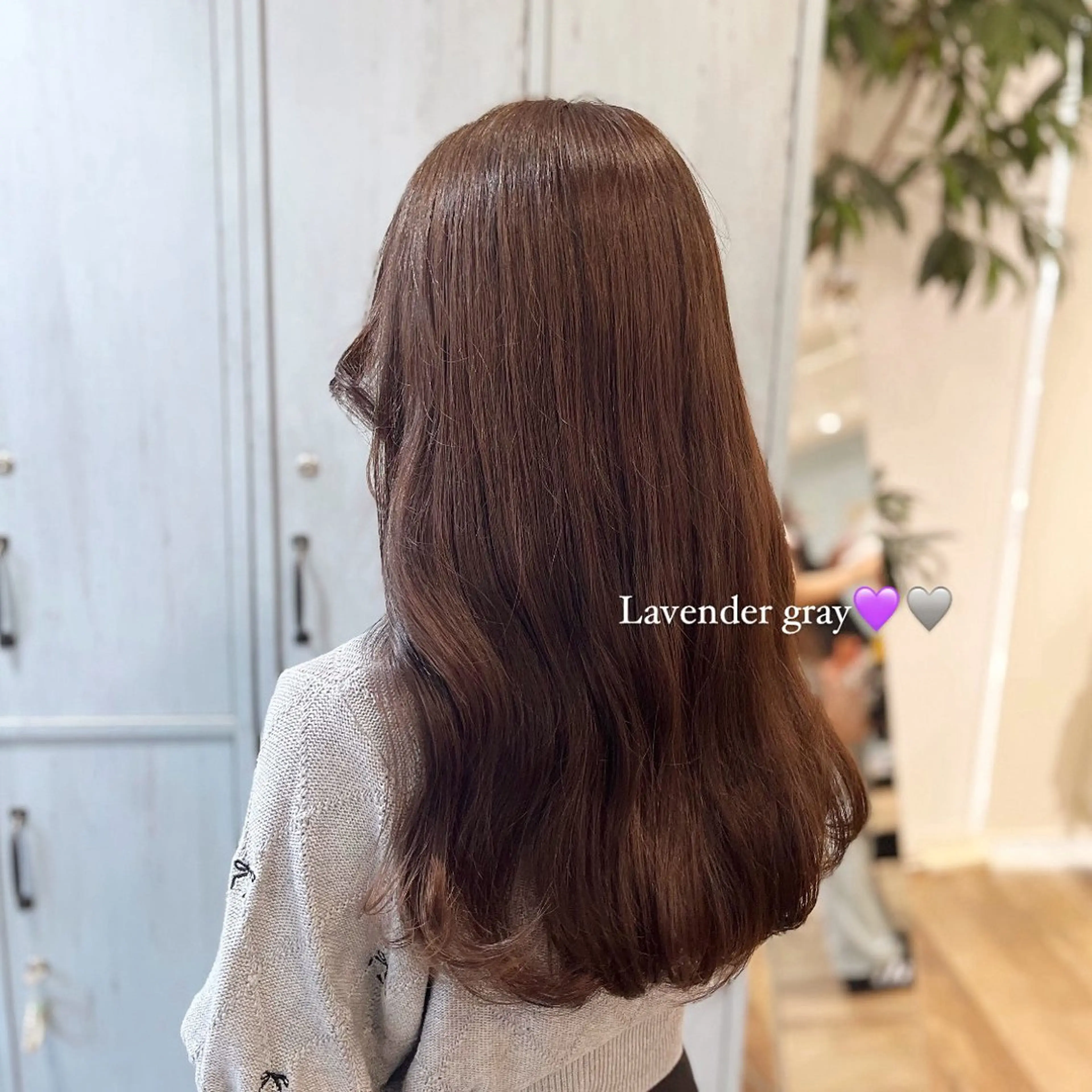 ロング カラー ブラウンカラー パープルカラー カット ヘアカラー 顔周りカット/ 似合わせ/momo/のヘアスタイル