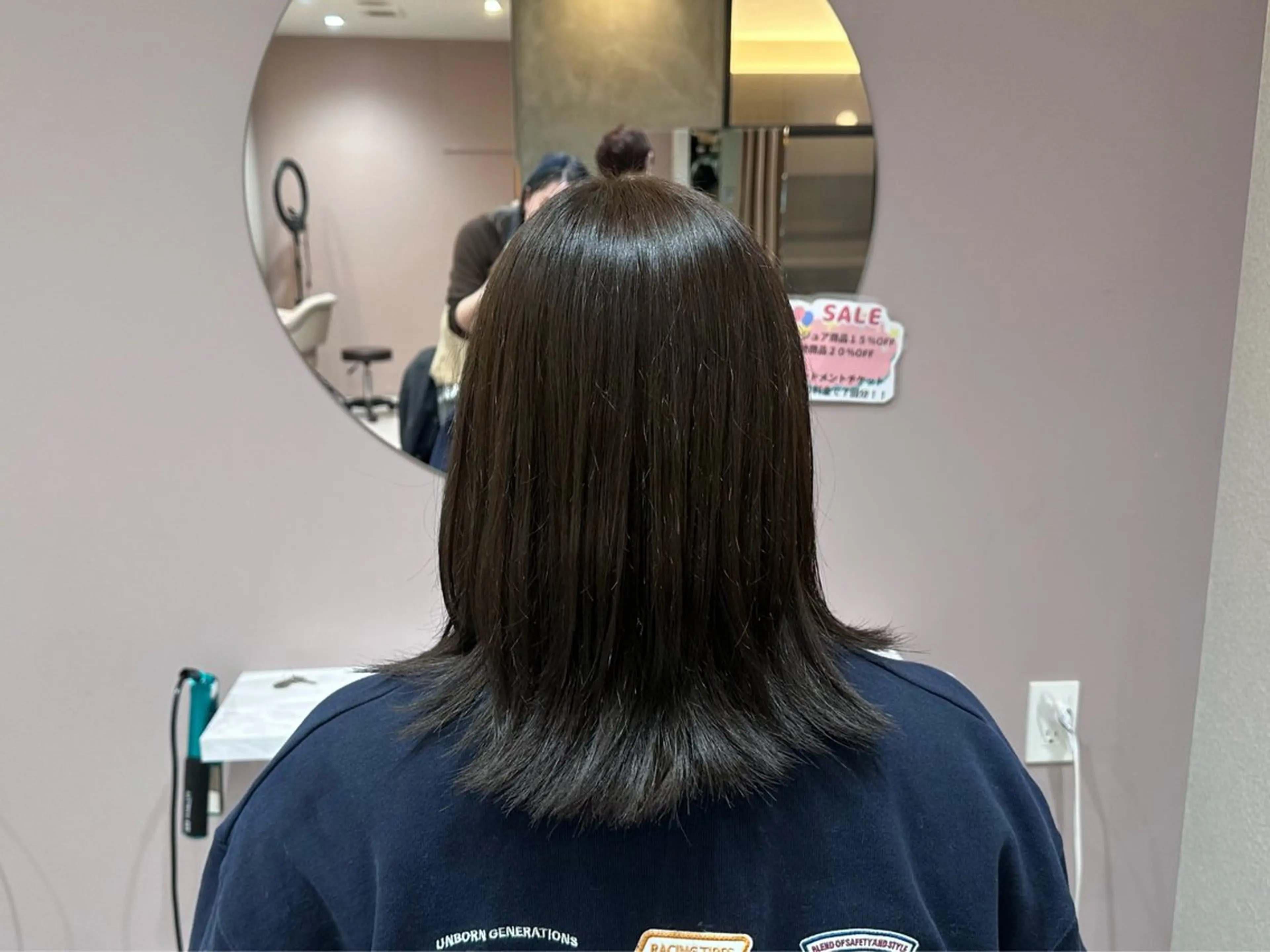 ミディアム 🎀レイヤー艶カラー Konatsu🌻のヘアスタイル