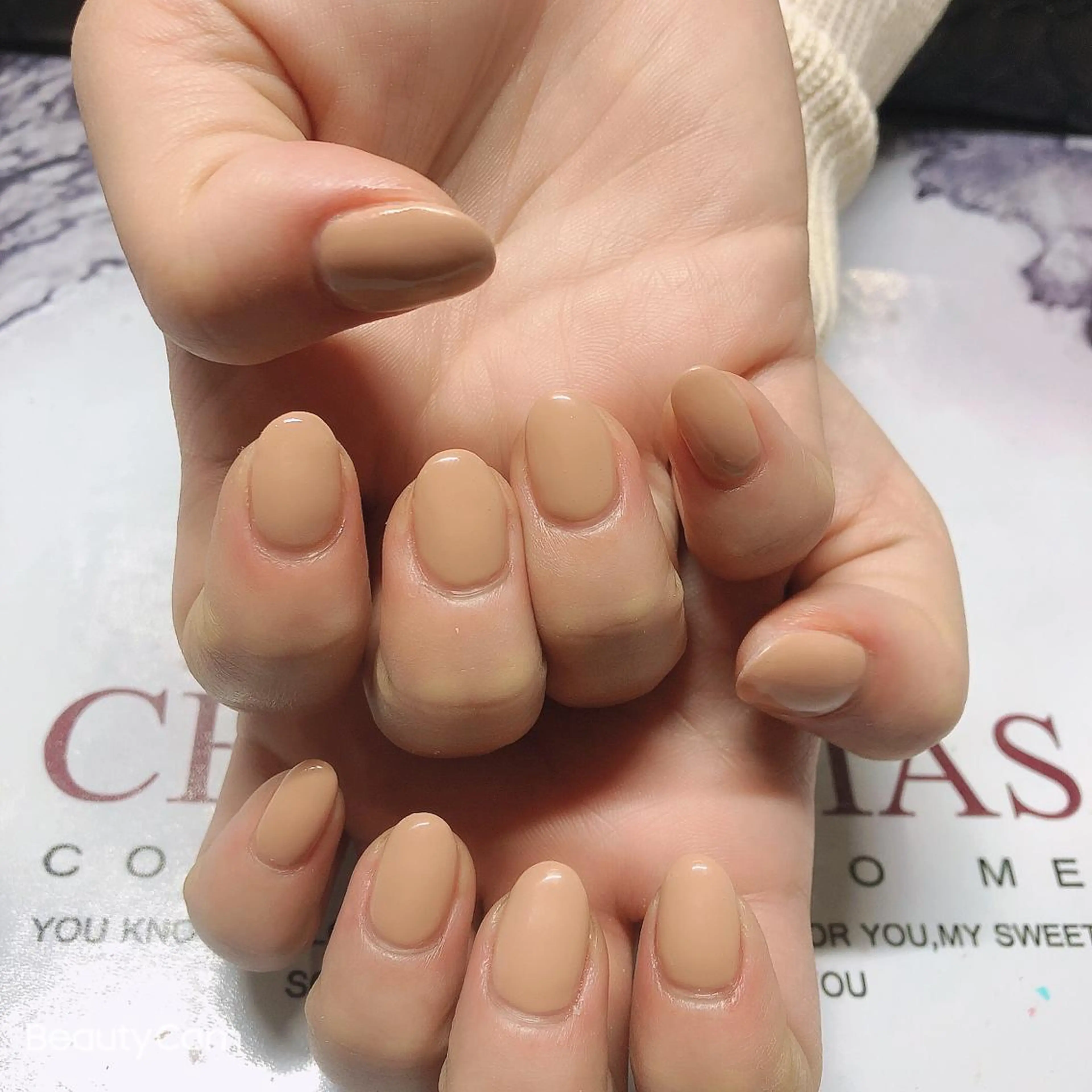 ネイル ガレンドウ 白澤 愛子のネイルデザイン