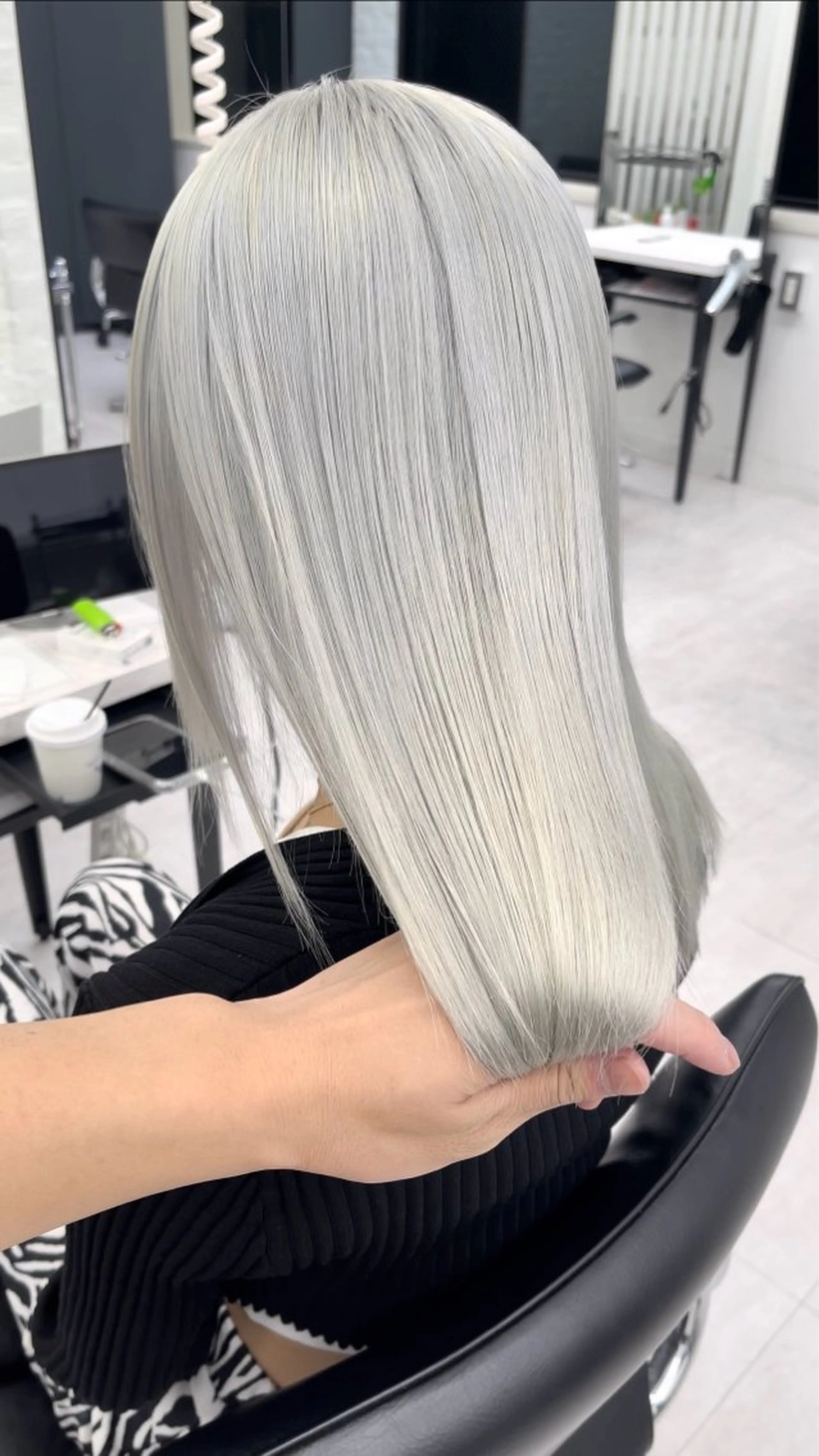 セミロング カラー 高島大登/顔周り /レイヤーカットのヘアスタイル