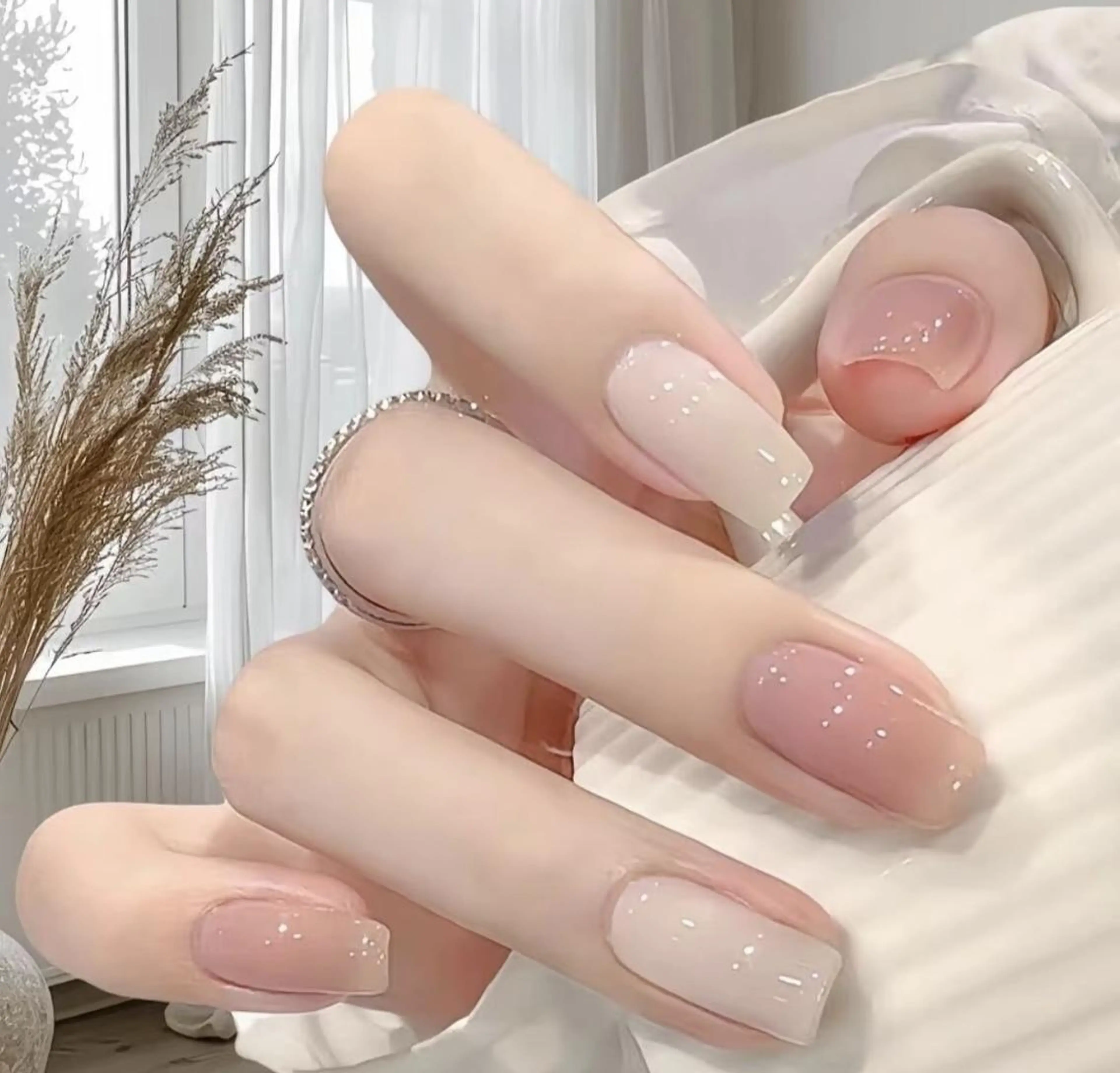ネイル ハンドネイル ハンドケア MoonNail SALONのネイルデザイン