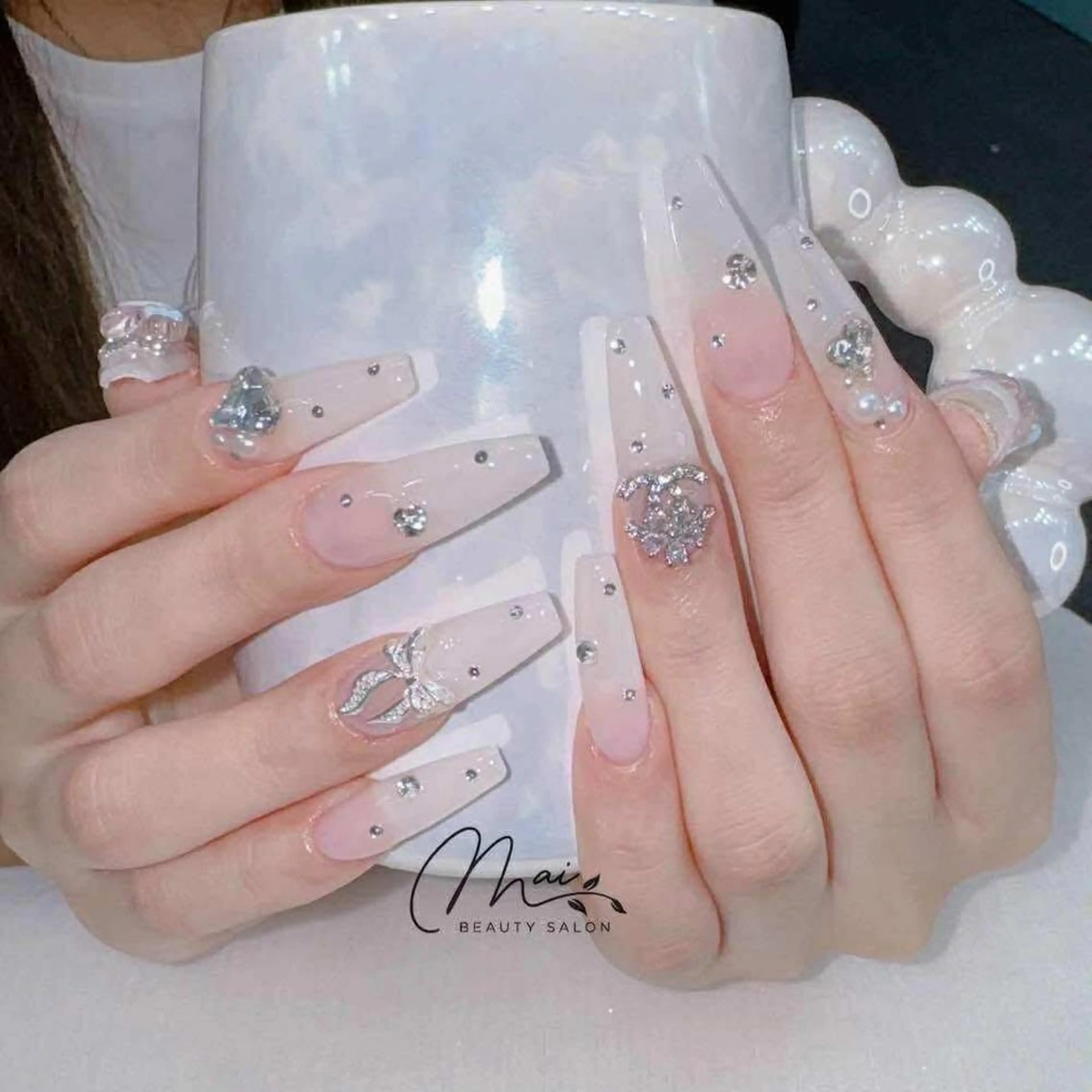 ネイル オーロラネイル チークネイル 長さ出し フラッシュネイル フットネイル MaiBeauty マイ マイのネイルデザイン