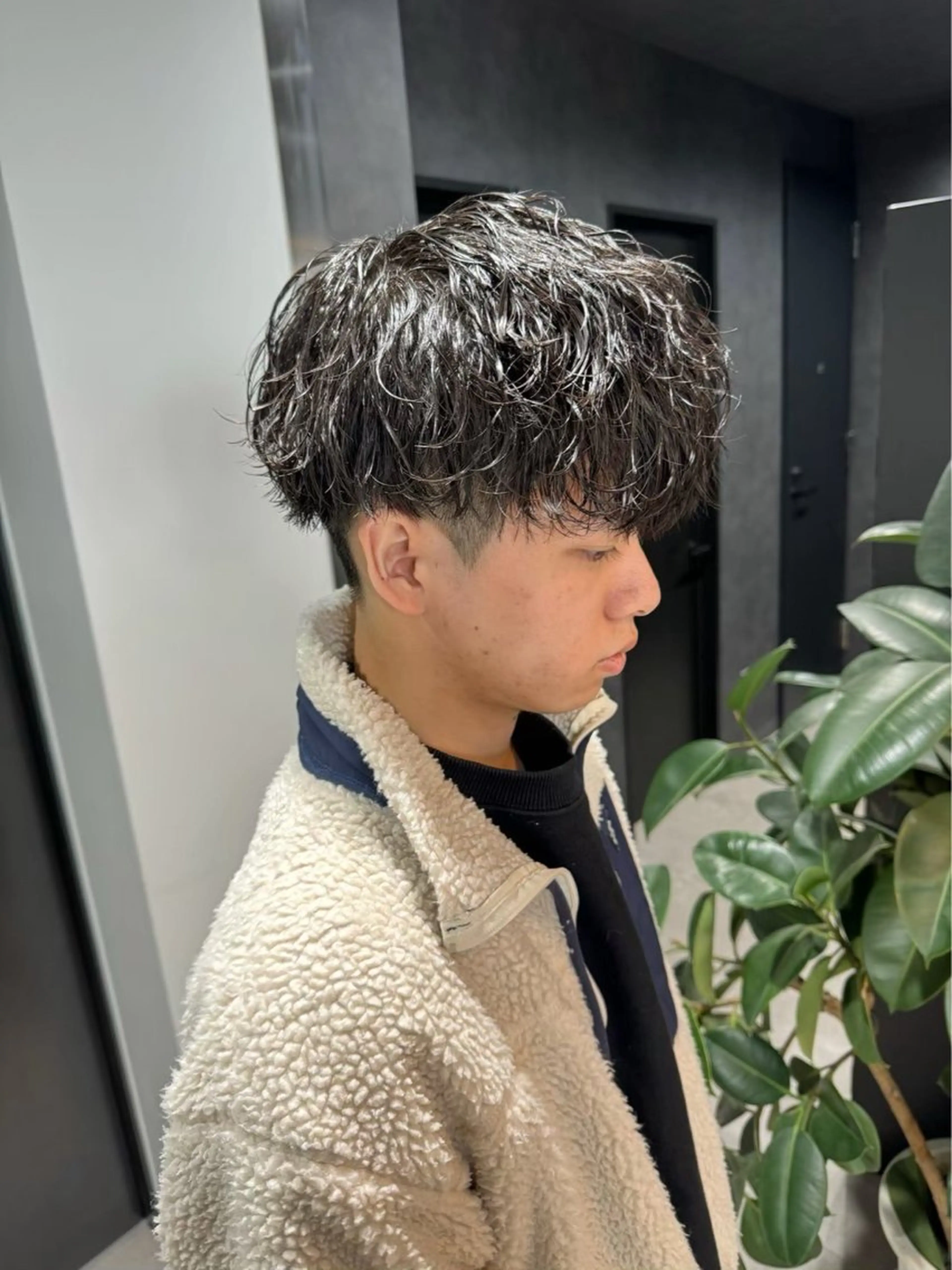 パーマ メンズ メンズハイライト メンズパーマ ツイストスパイラルパーマ 波巻きパーマ ニュアンスパーマ 🔥 メンズ 特化🔥RAIのヘアスタイル