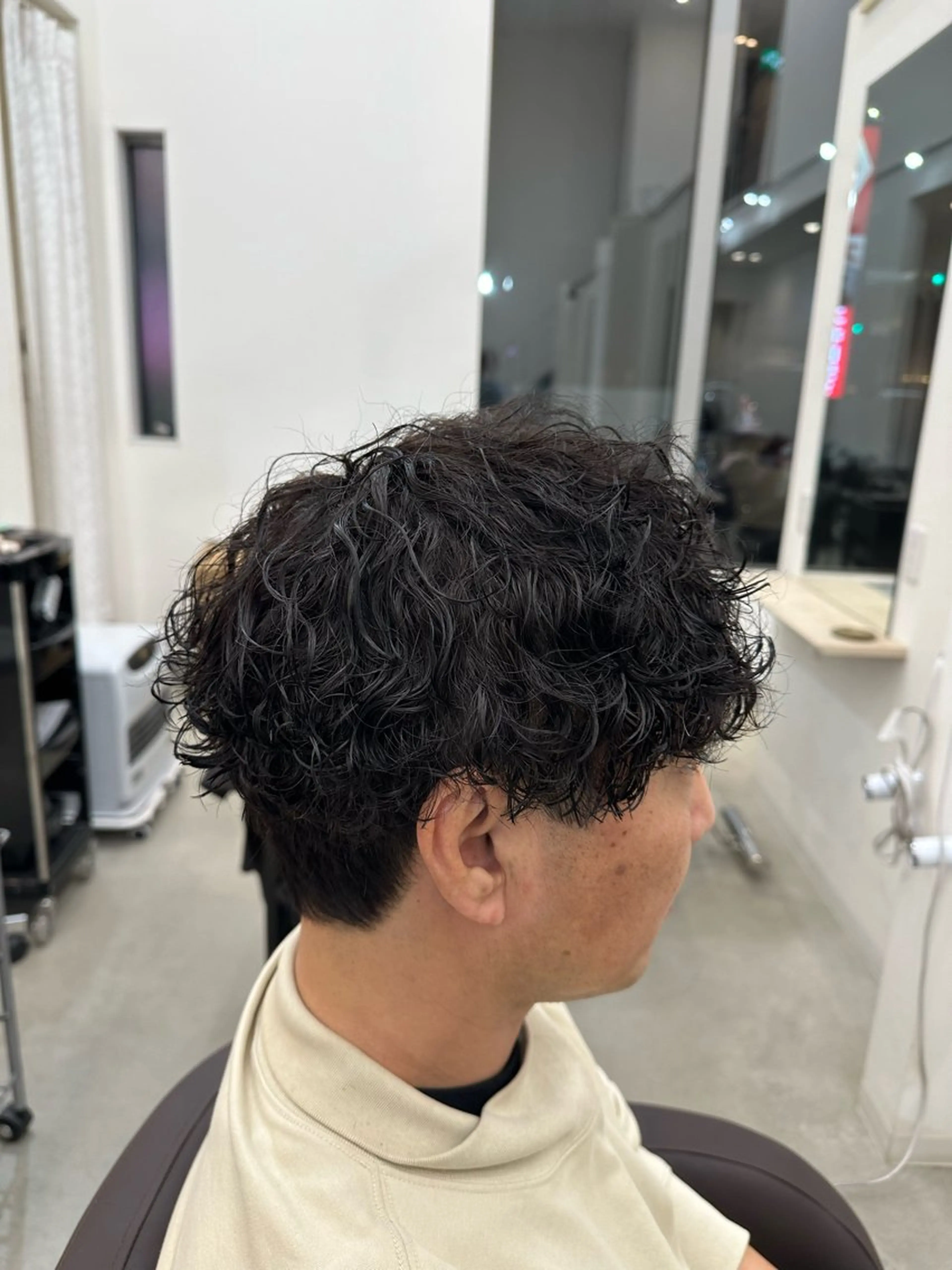 パーマ メンズ メンズパーマ 波巻きパーマ カット パーマ 茂木 理紗のヘアスタイル