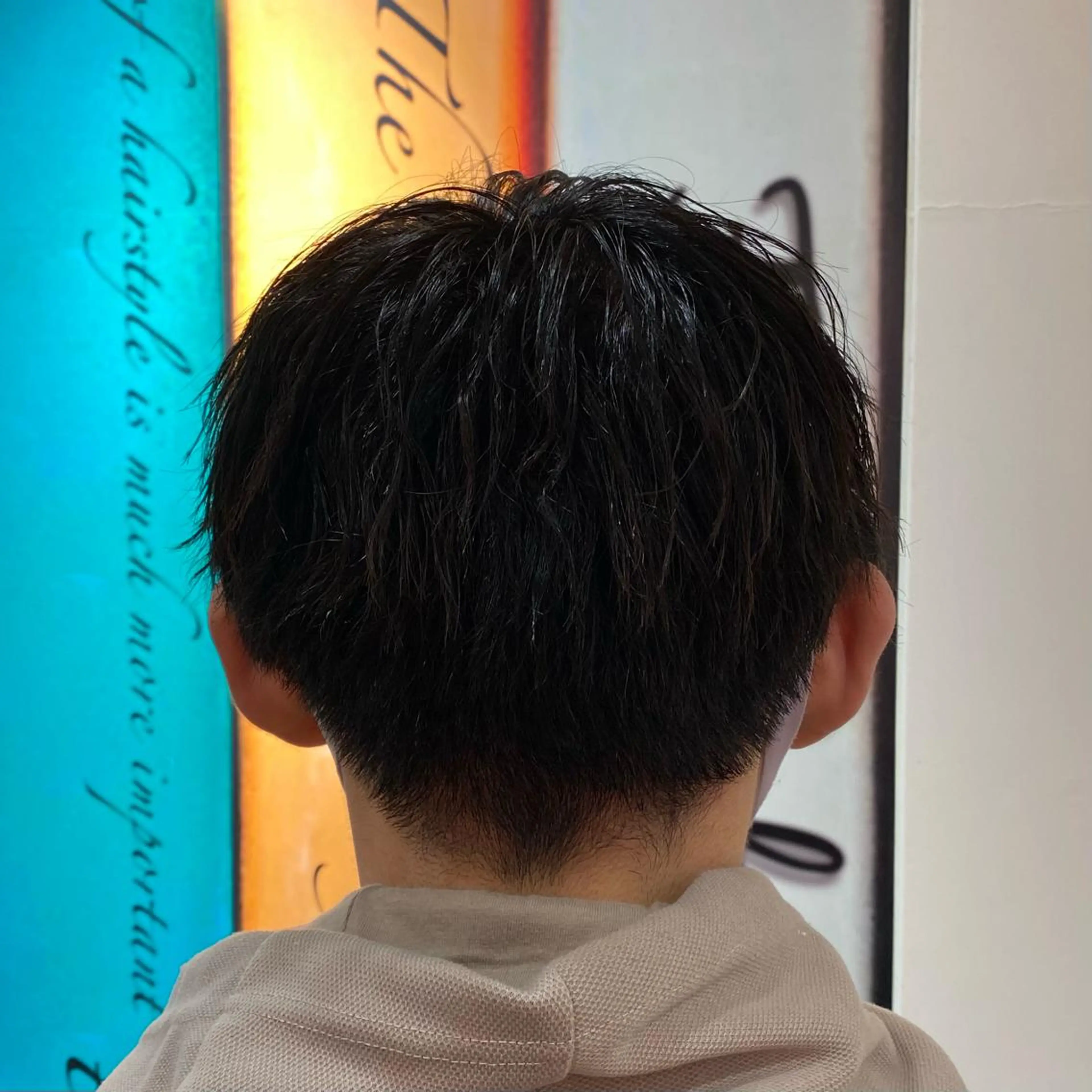 ショート パーマ メンズ 橋本 琉磨のヘアスタイル