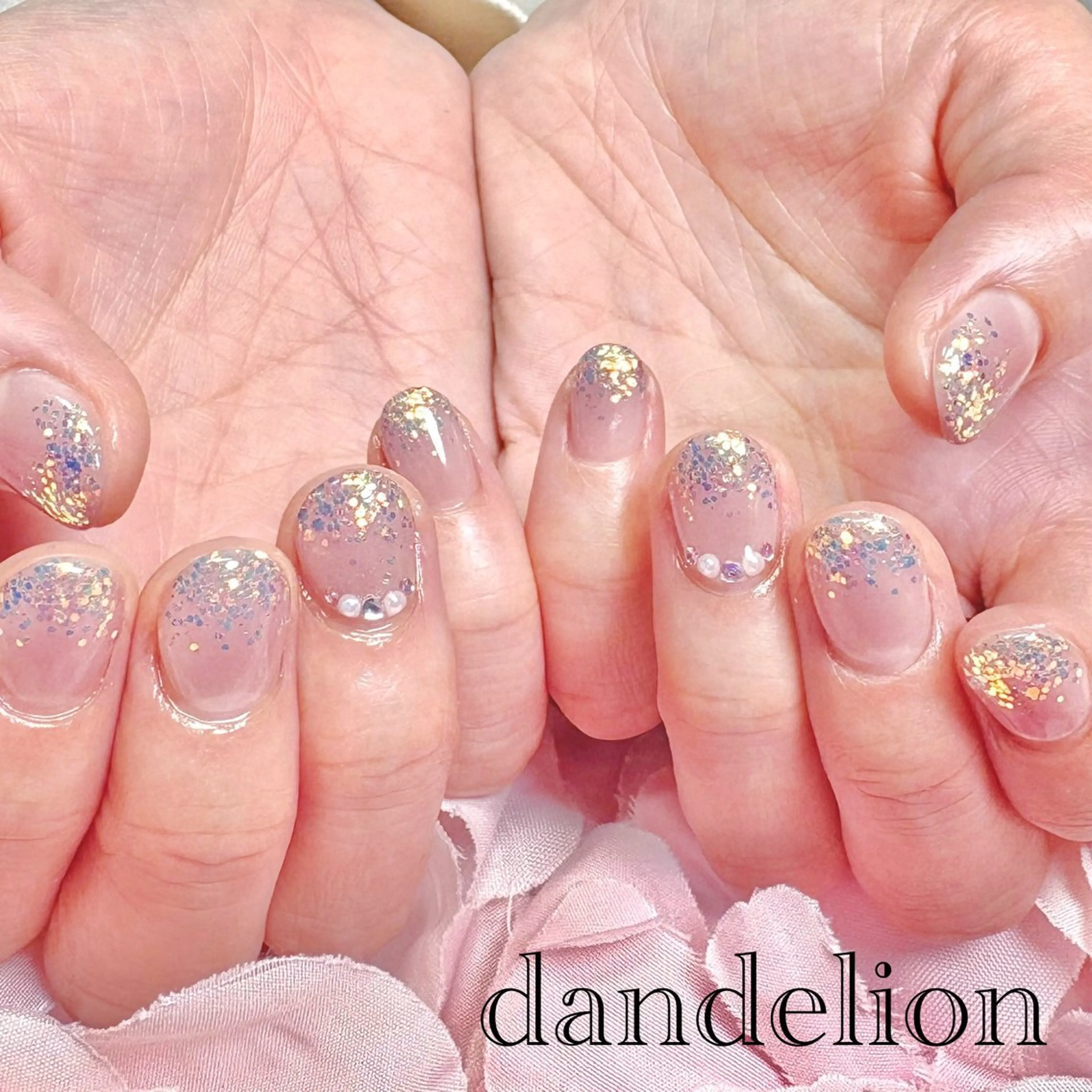 ネイル ハンドネイル ハンドケア dandelion ダンデライオンのネイルデザイン