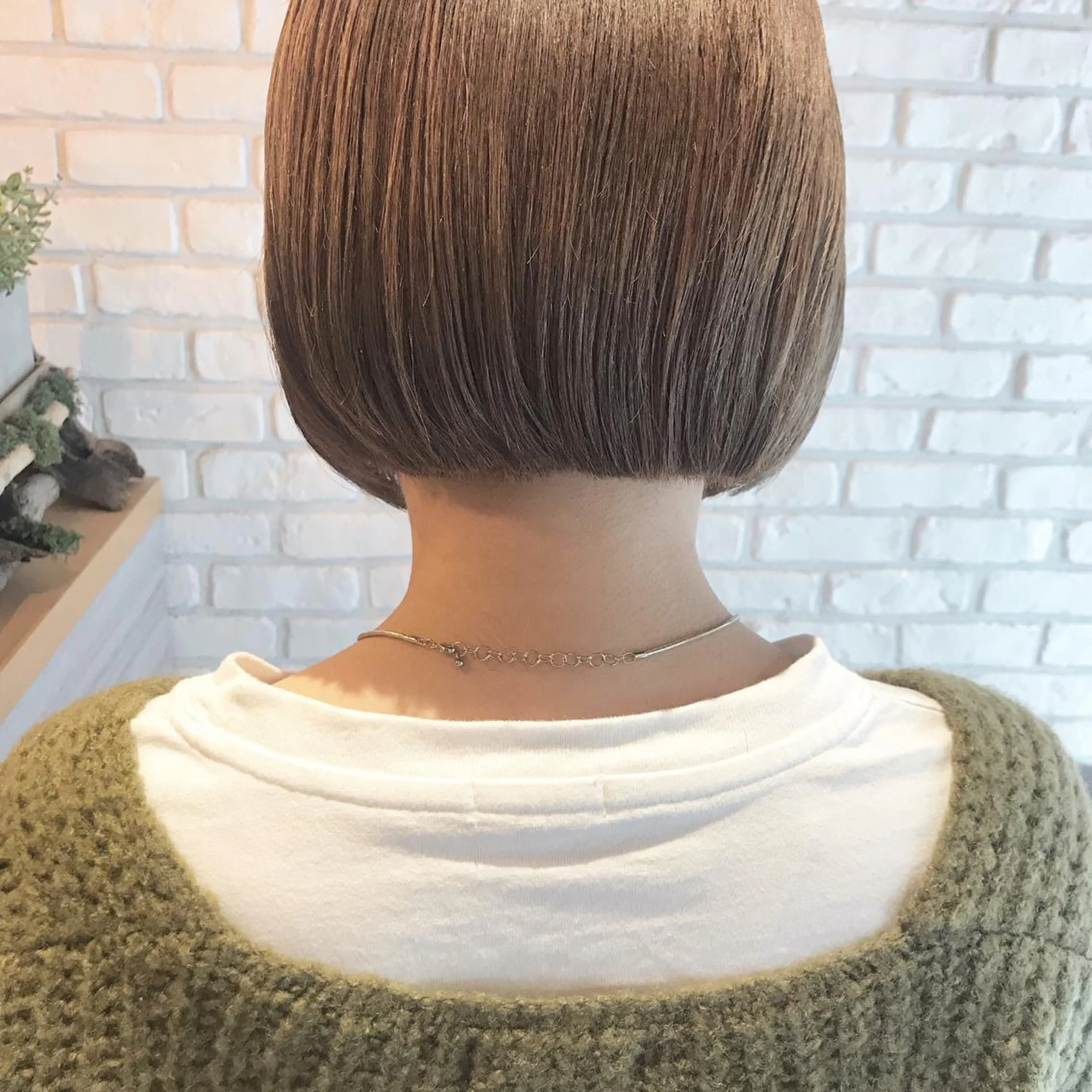 ショート カラー ヘアアレンジ 対馬 粘音のヘアスタイル