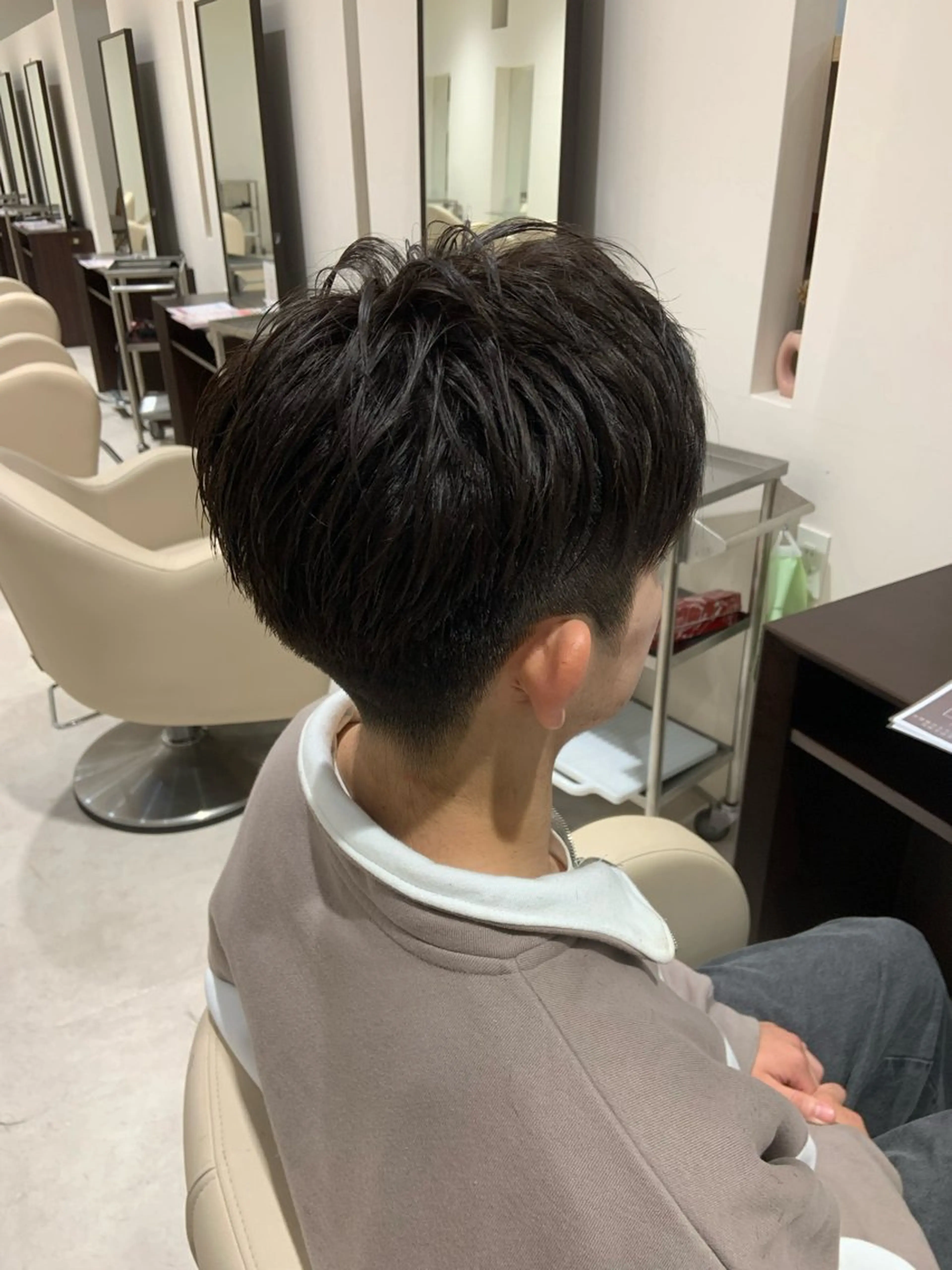 カラー メンズ アップバング ブラウンカラー FRAME/中田 早紀のヘアスタイル