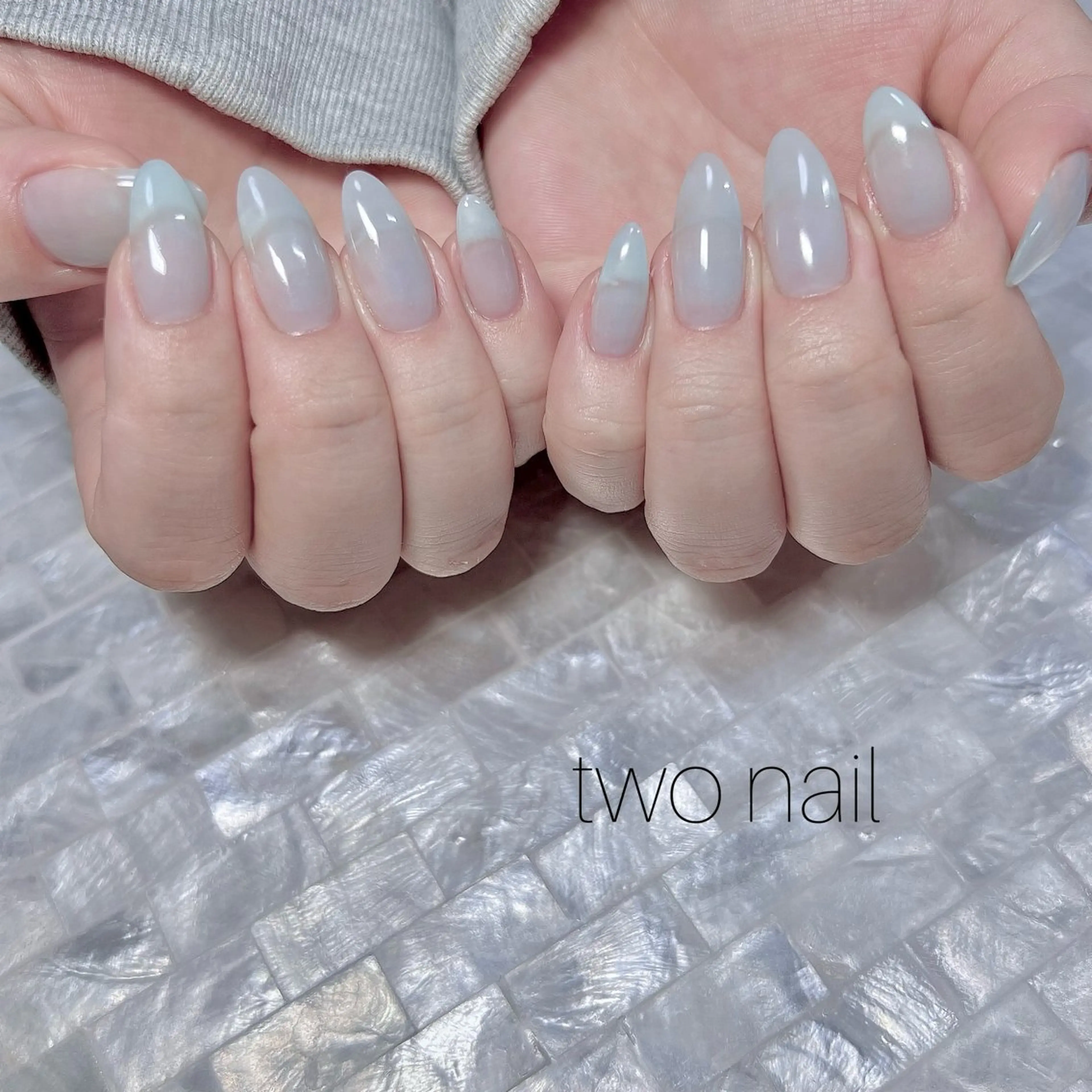 ネイル ネイルチップ ホワイト ハンドネイル two nailのネイルデザイン