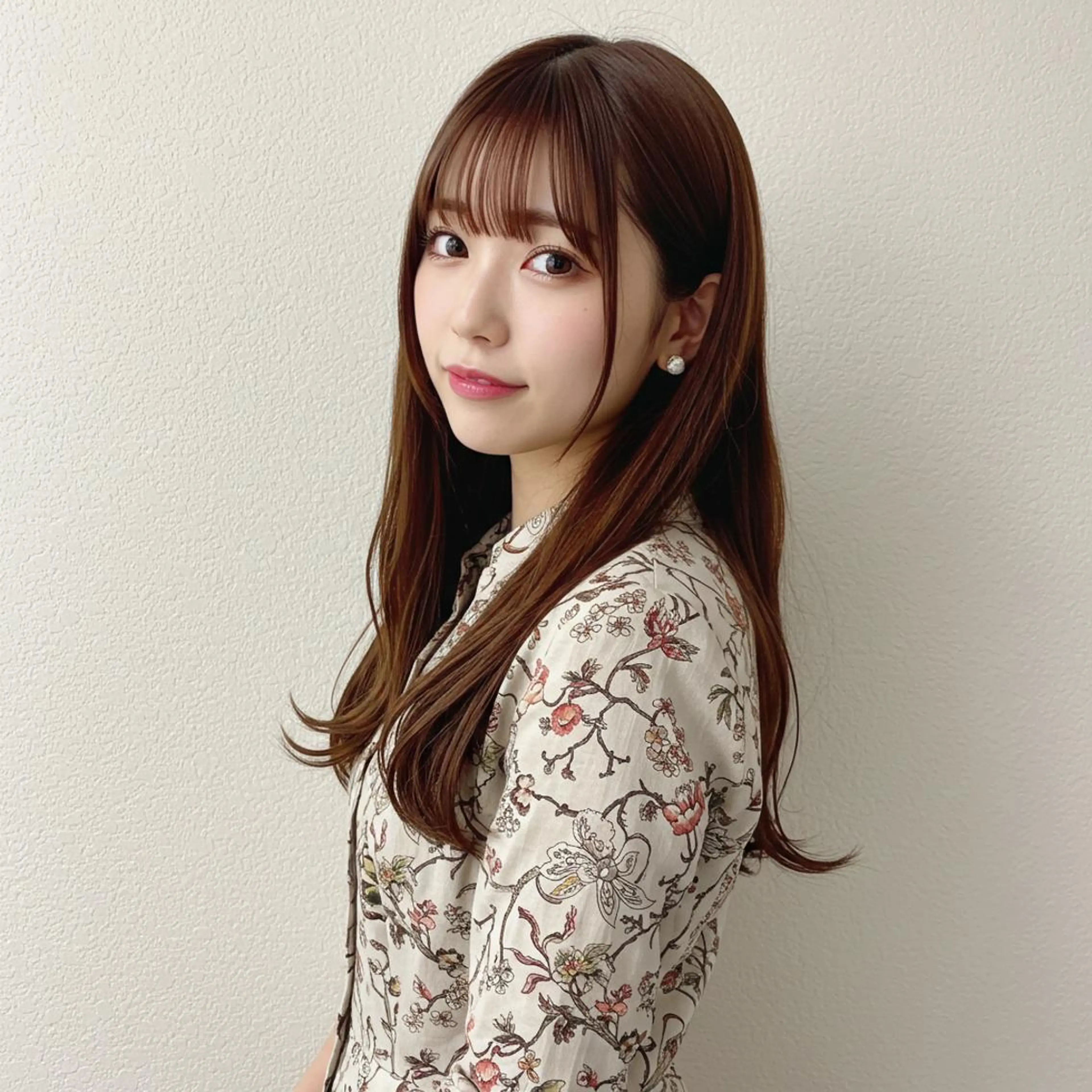 セミロング カラー mizu kiのヘアスタイル