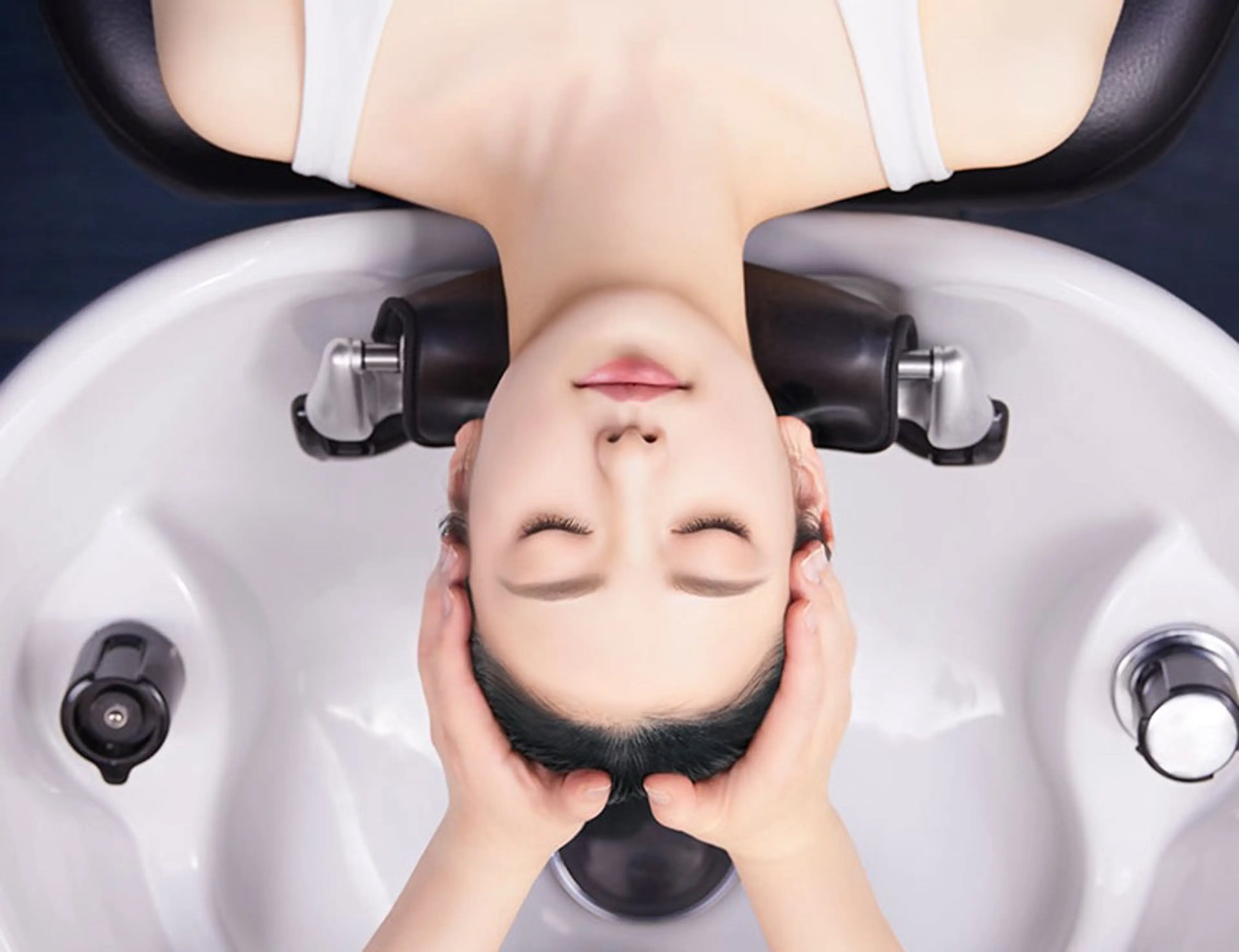 ヘッドスパ💆🏻‍♀️＋ダメージ補修トリートメント🧴(シャンプー🫧＆ブロー込み)の写真