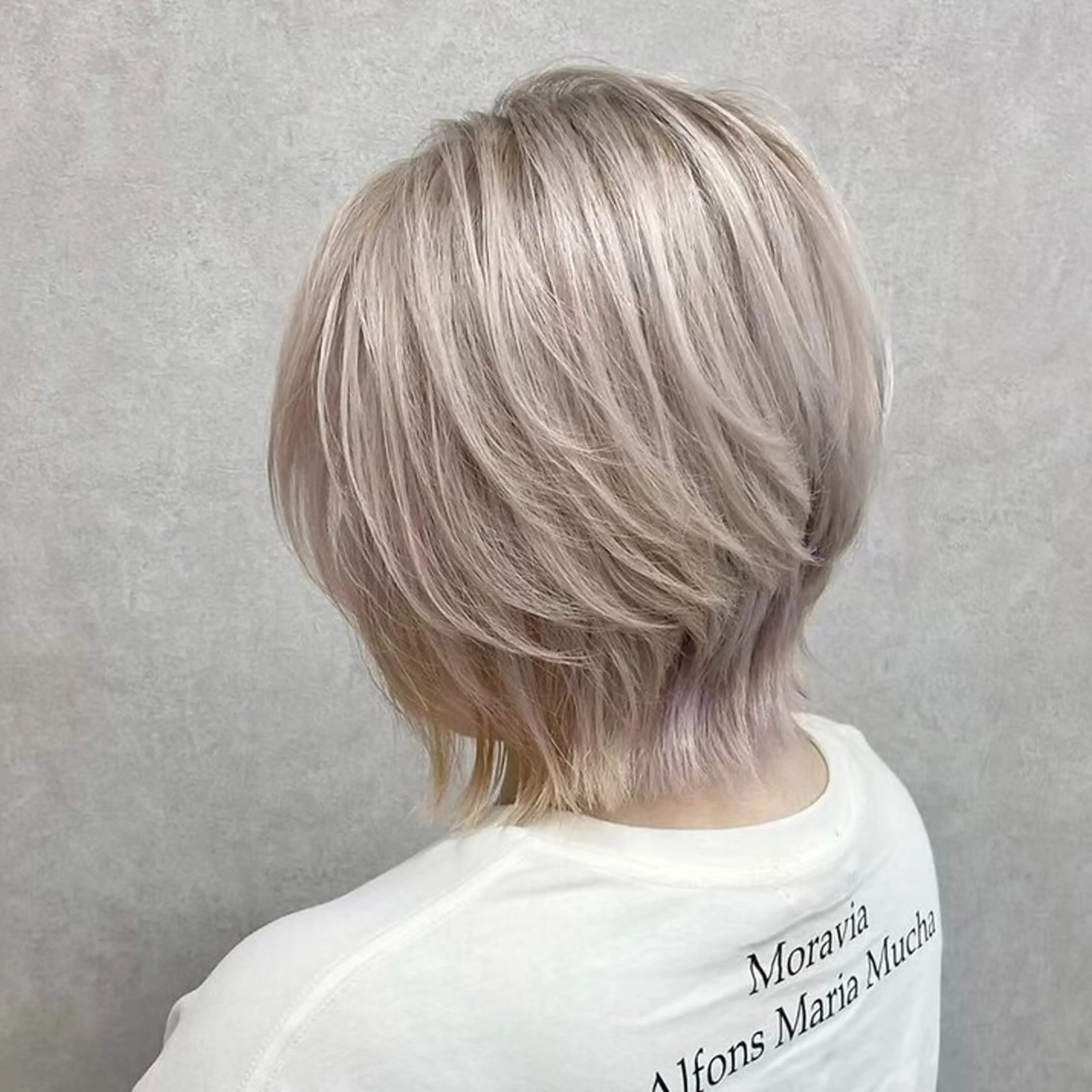 ショート カラー キッズ アディクシーカラー バレイヤージュ ベージュカラー 黒髪 ブリーチ 江坂エリア最安値◎ ブリーチ*土田のヘアスタイル