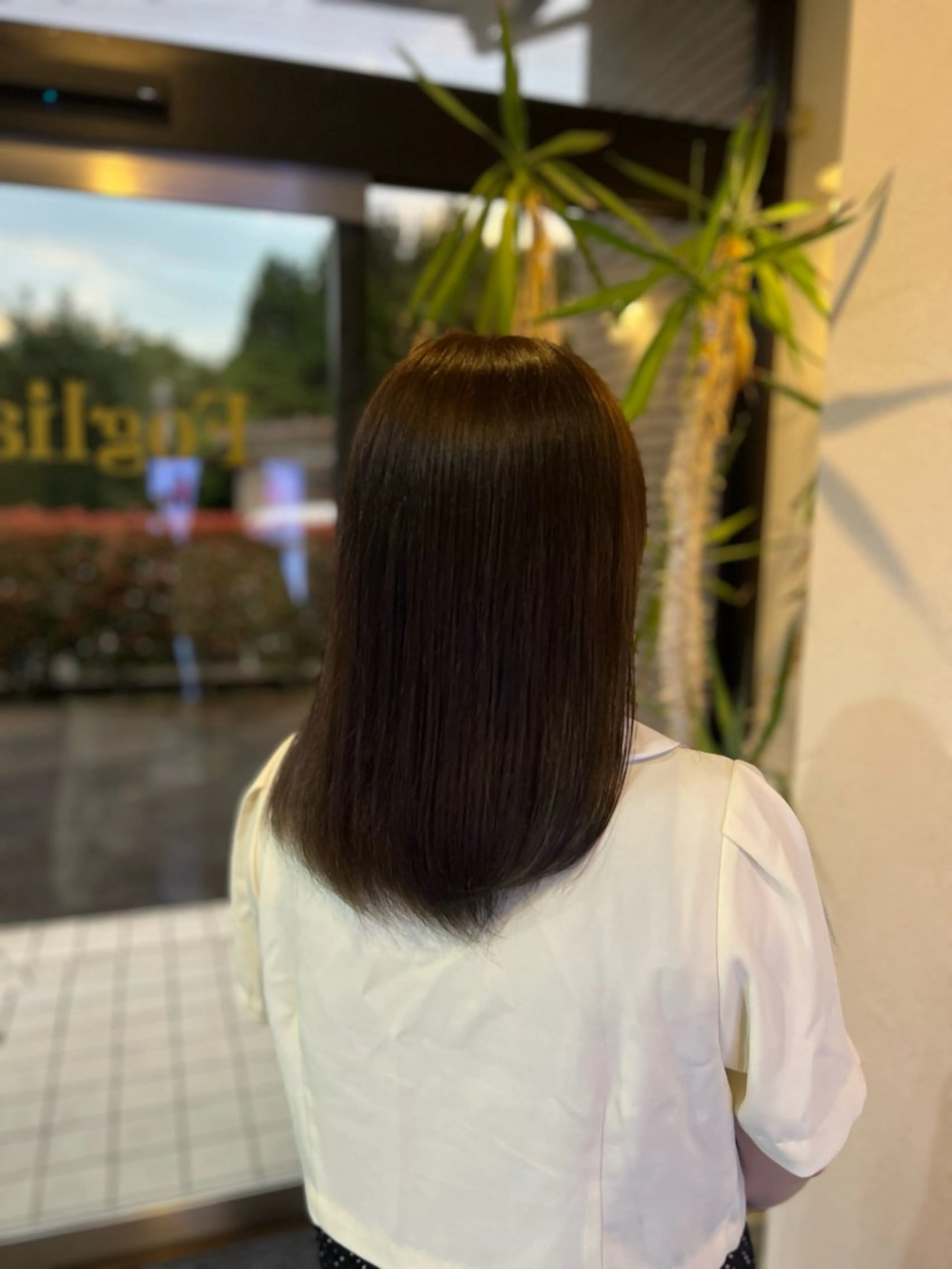 ミディアム foglia所属・岡野 香那のヘアスタイル