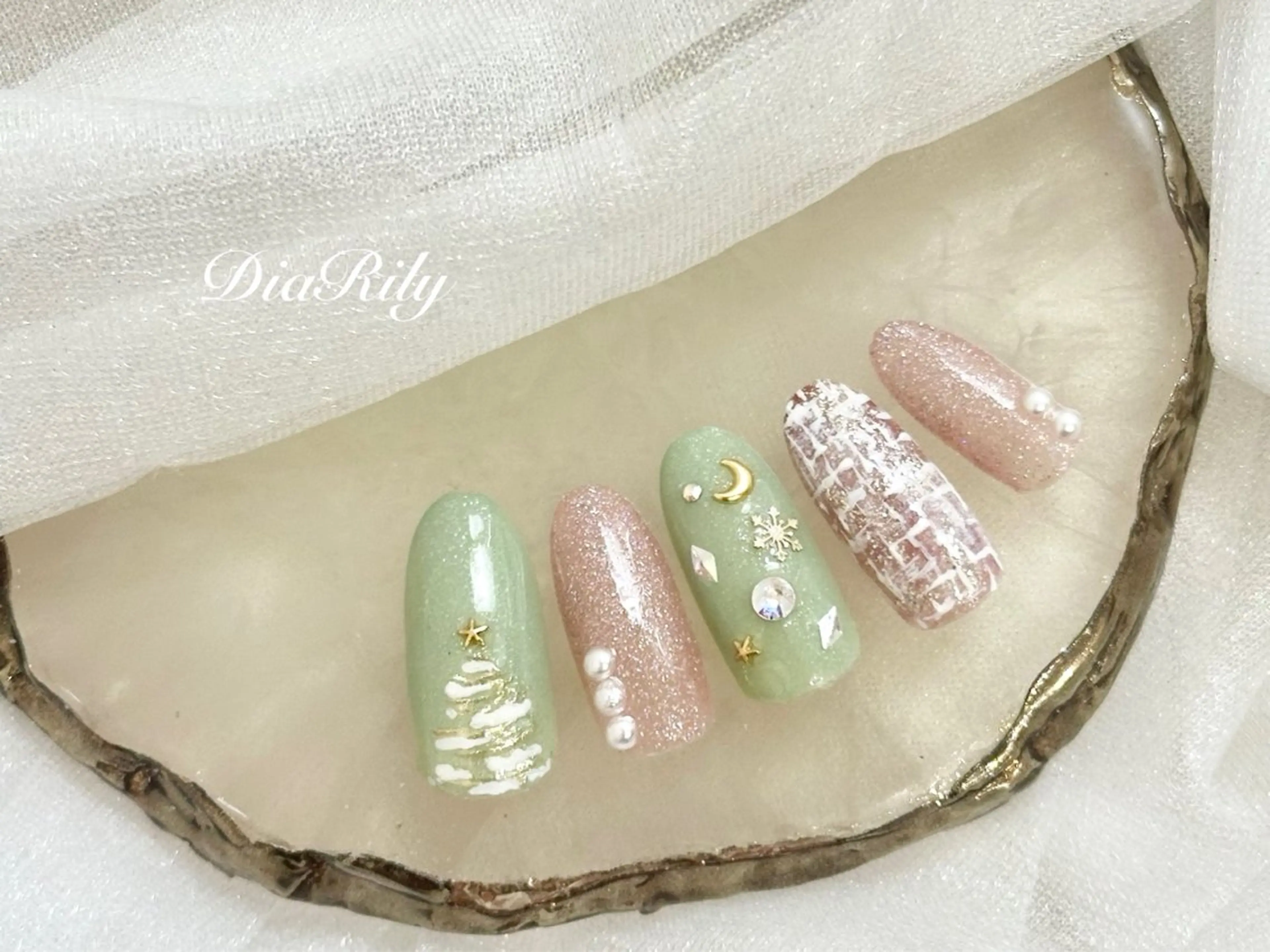 ネイル ハンドネイル ハンドケア diarily はるひのネイルデザイン